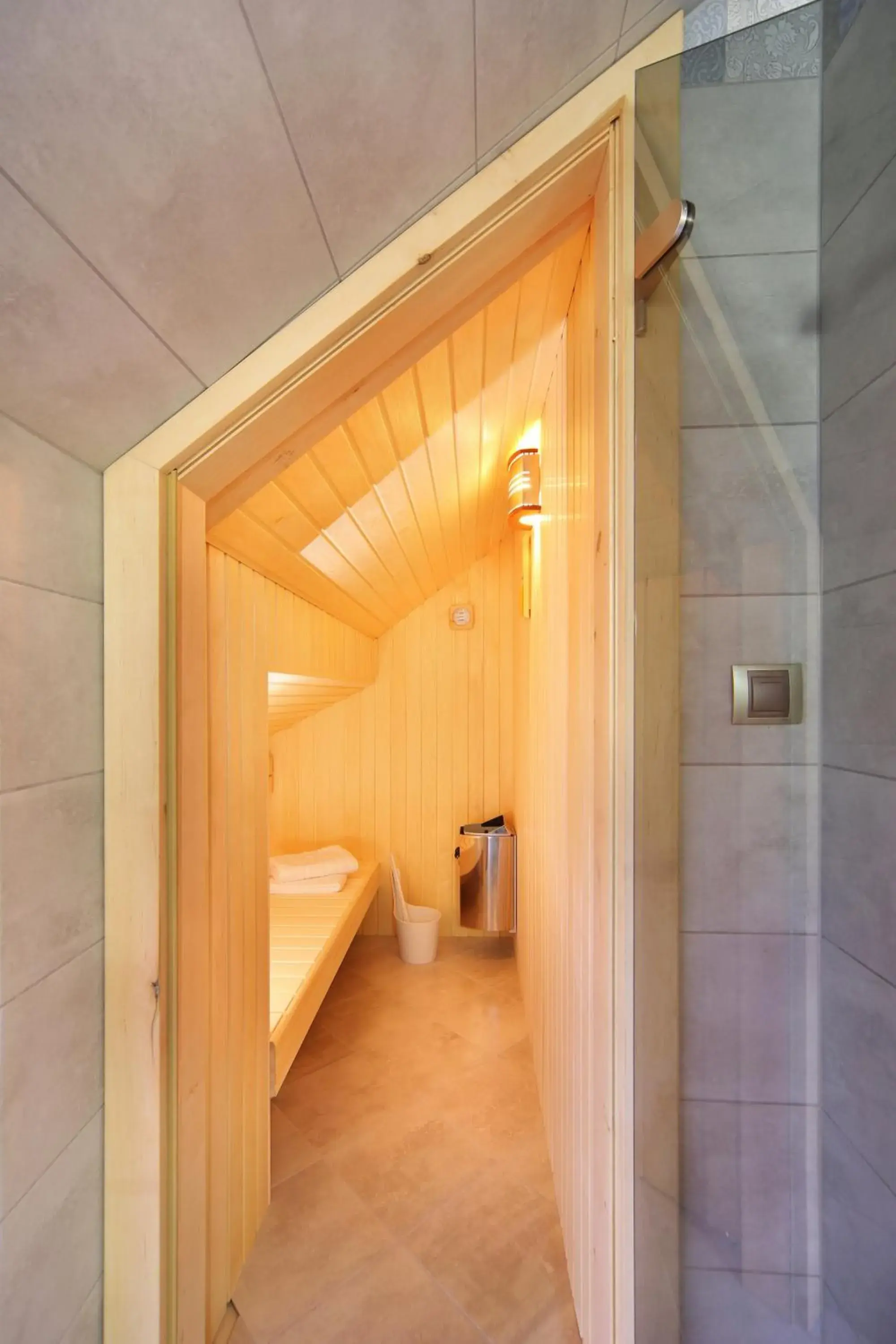 King Room with Spa Bath in Hotel Friuli King Room with Spa Bath in Hotel Friuli