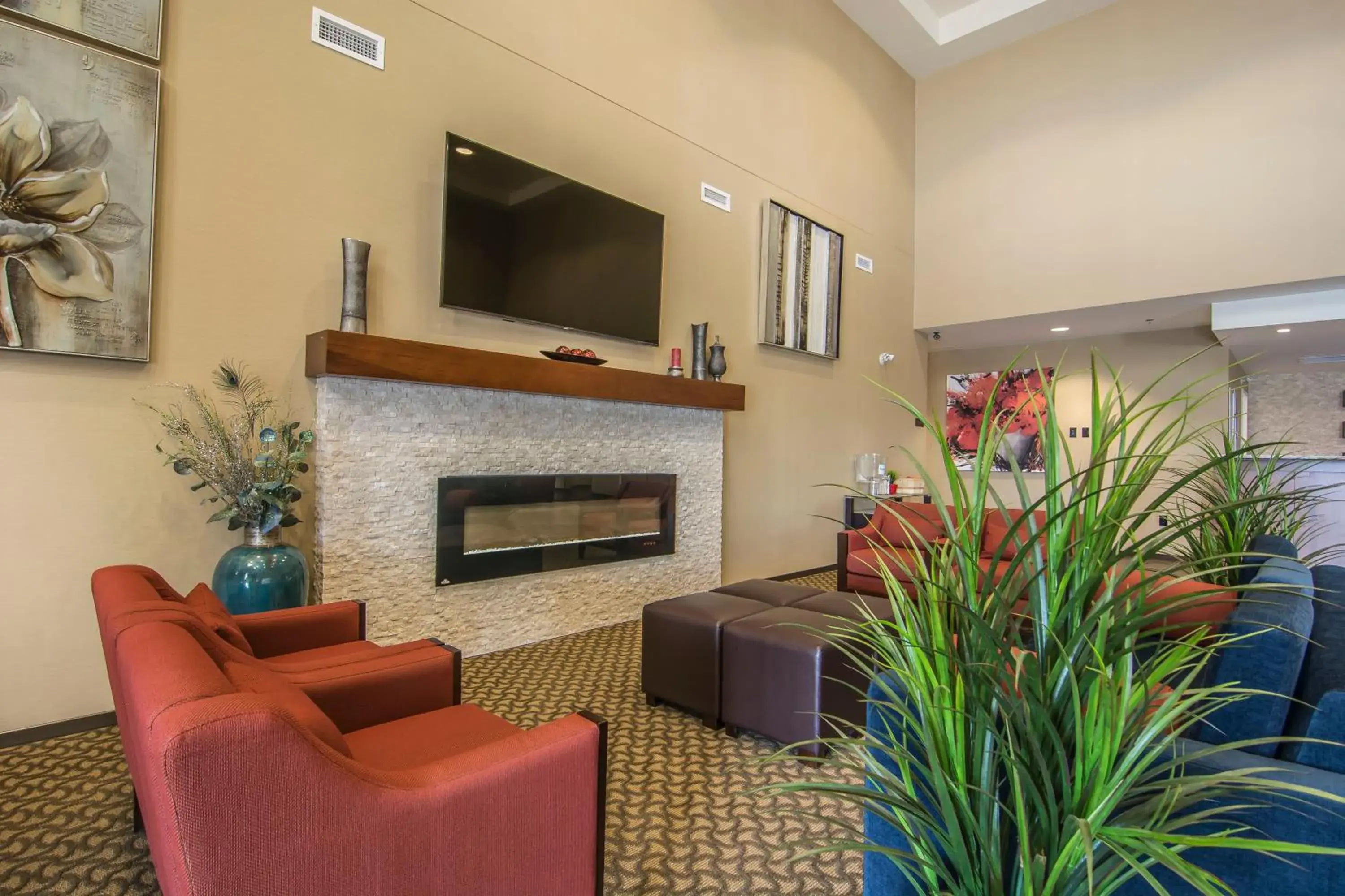 Lobby or reception in Comfort Suites Regina Lobby or reception in Comfort Suites Regina