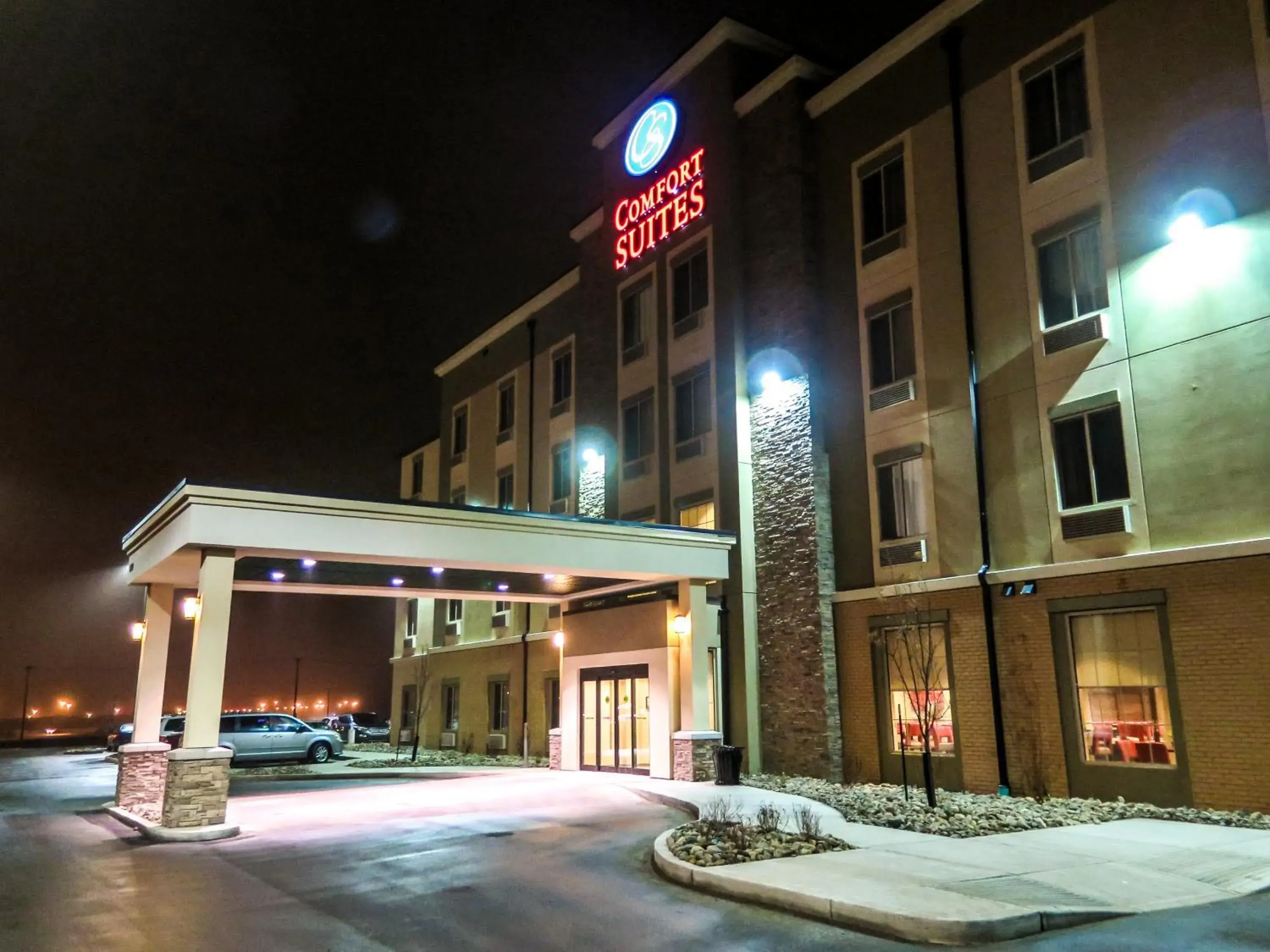 Facade/entrance in Comfort Suites Regina Facade/entrance in Comfort Suites Regina
