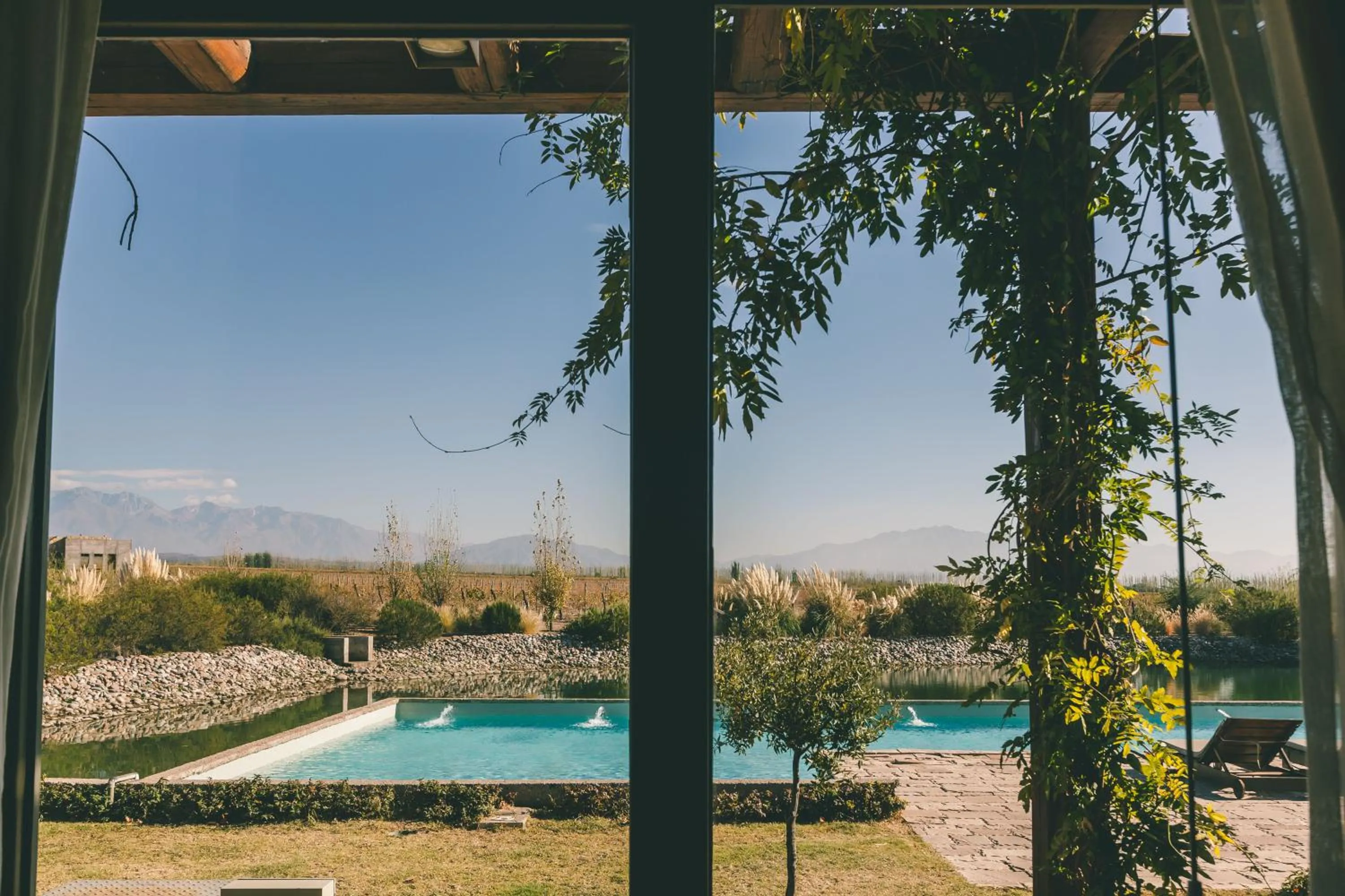 Spring in Rosell Boher Winery Lodge & Spa