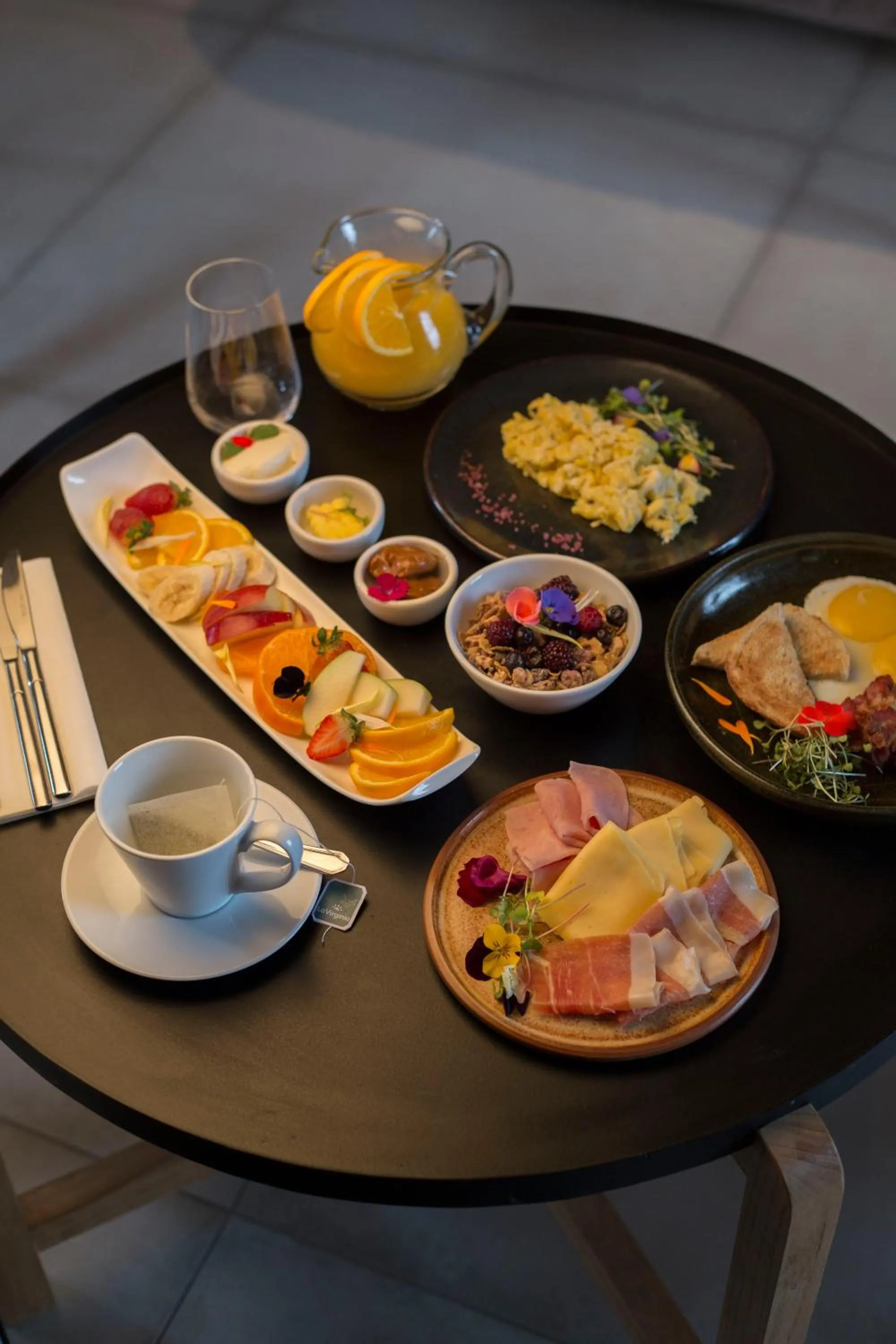 Food and drinks in Rosell Boher Winery Lodge & Spa