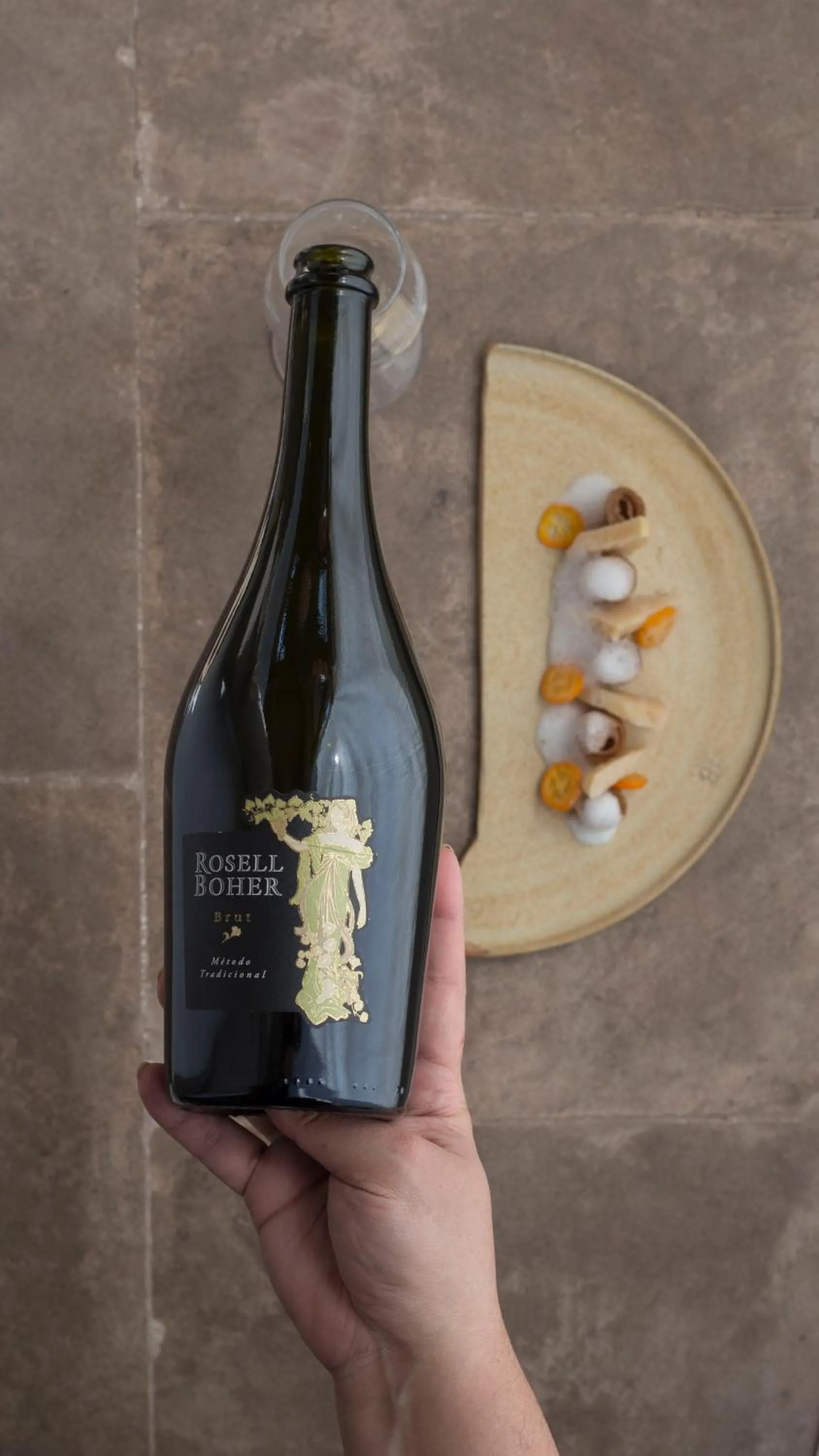 Restaurant/places to eat in Rosell Boher Winery Lodge & Spa