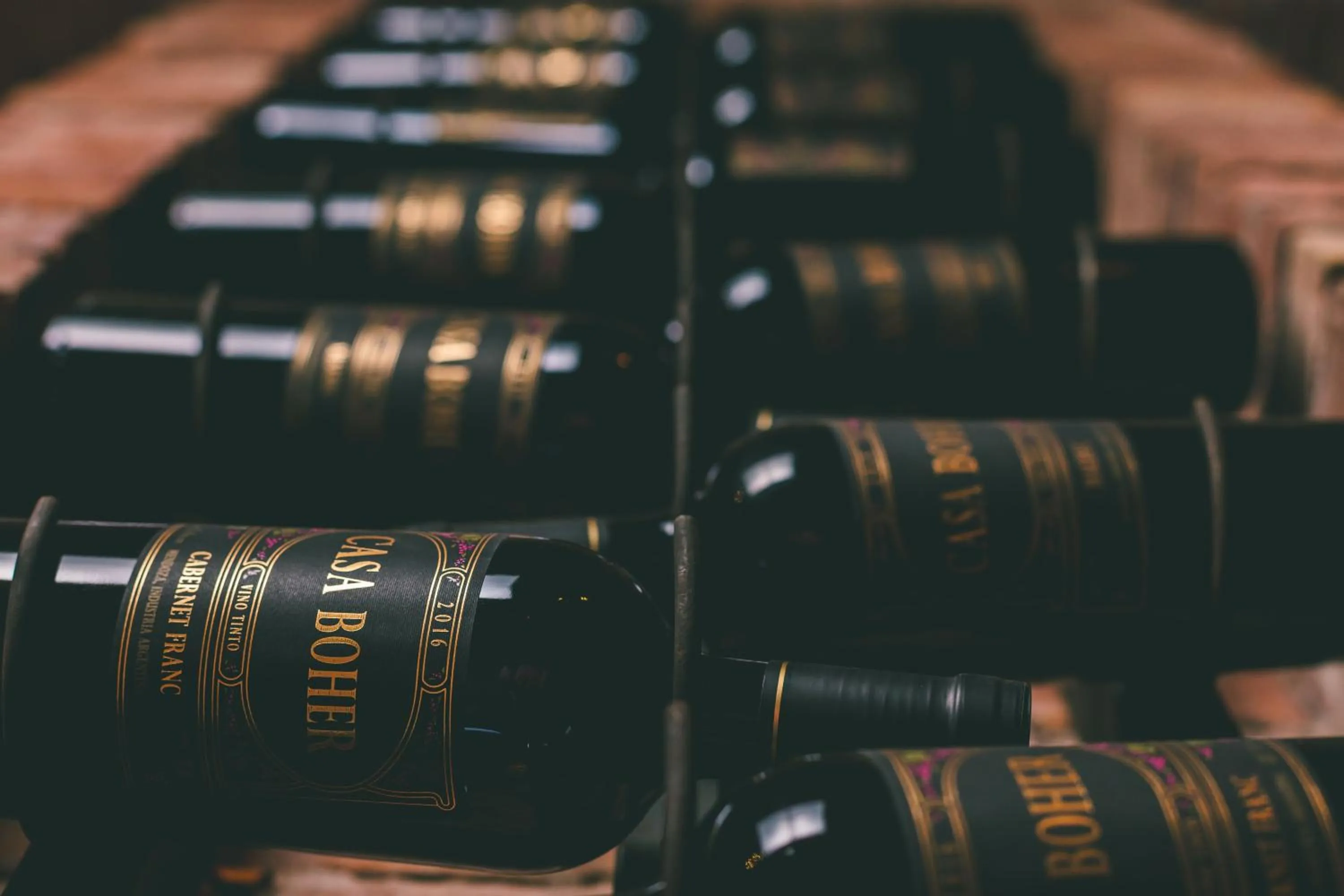 Food and drinks in Rosell Boher Winery Lodge & Spa