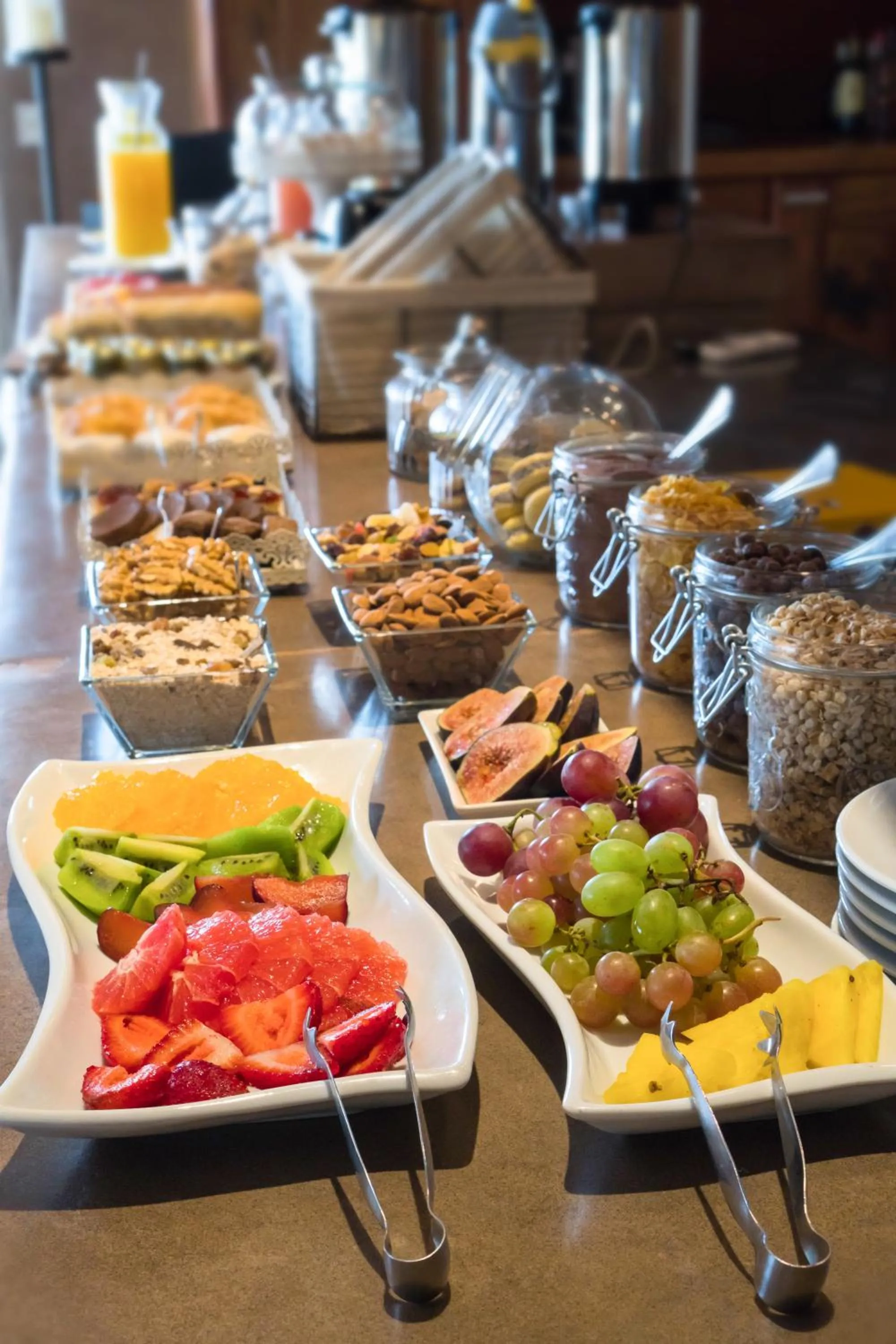 Restaurant/places to eat in Rosell Boher Winery Lodge & Spa