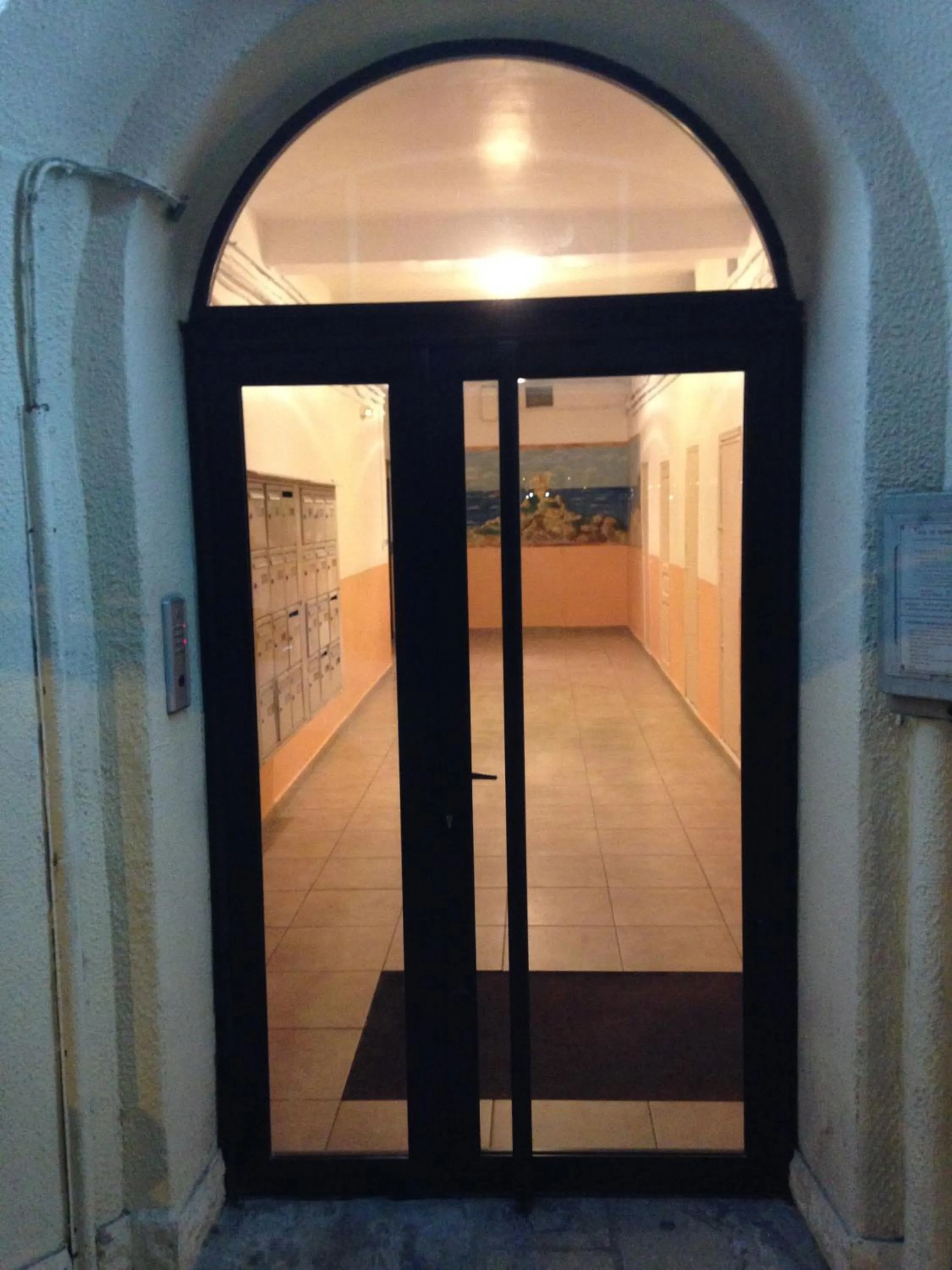 Facade/entrance in Hotel le Dauphin