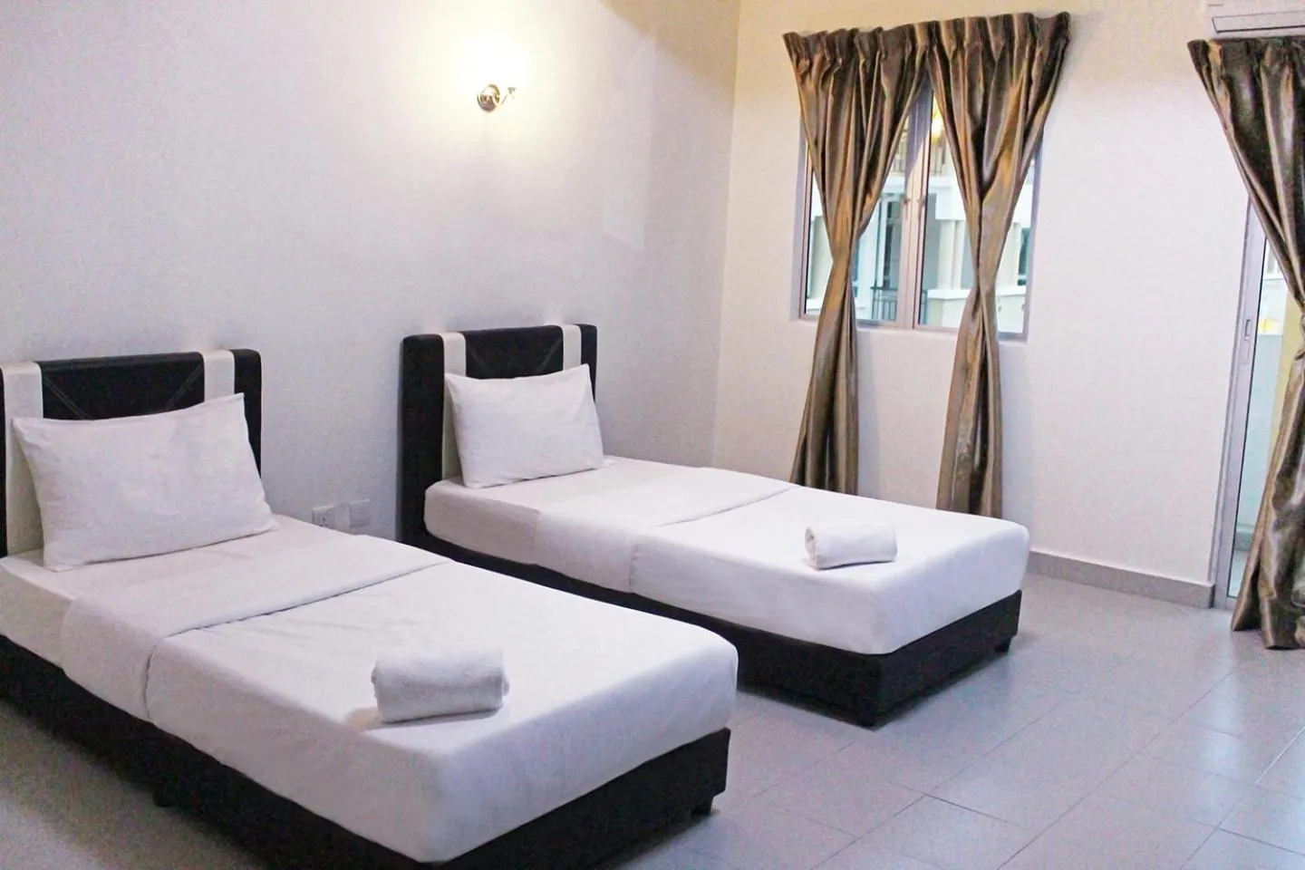 Bed in Tiara Desaru Seaview Residence