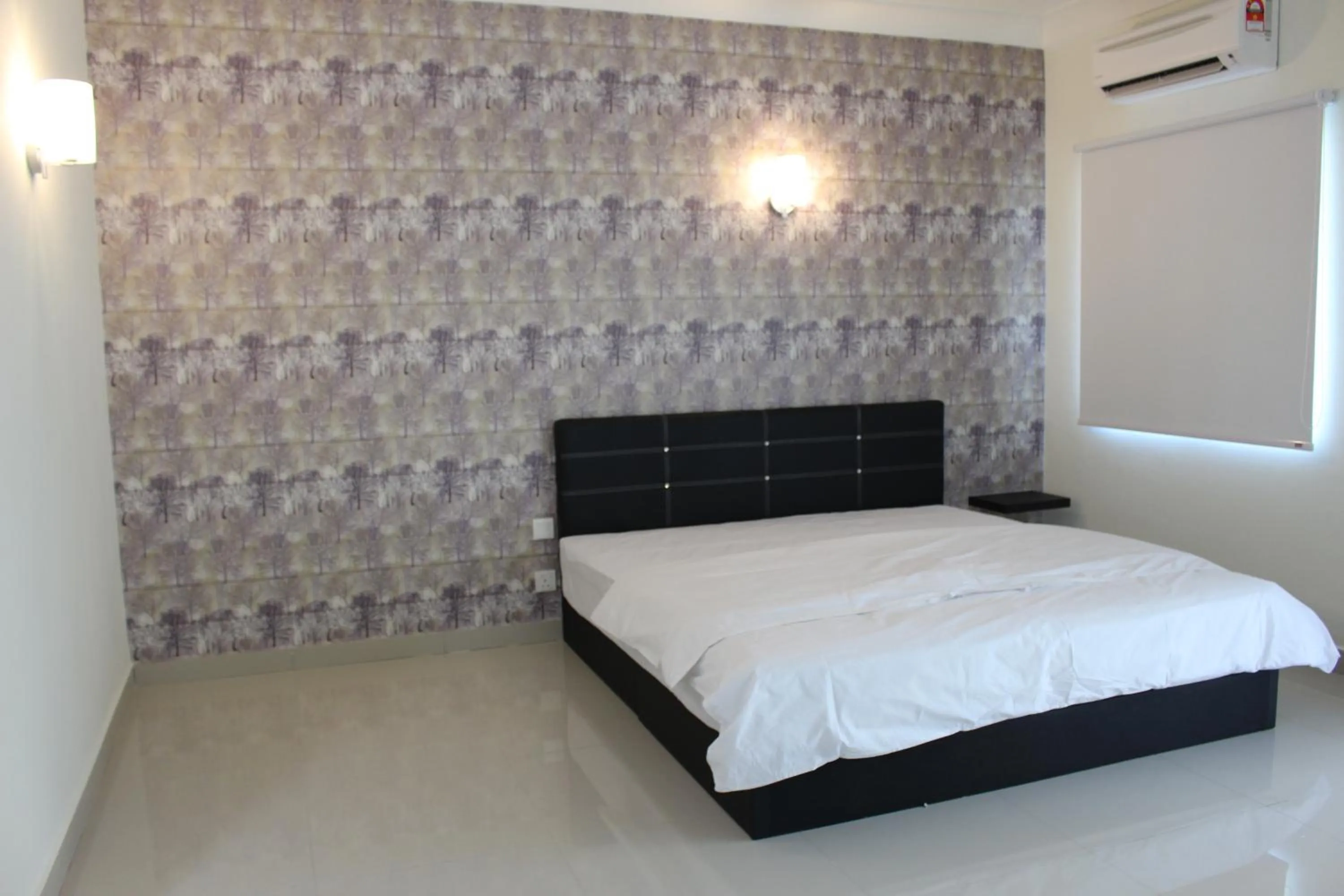 Photo of the whole room, Bed in Tiara Desaru Seaview Residence