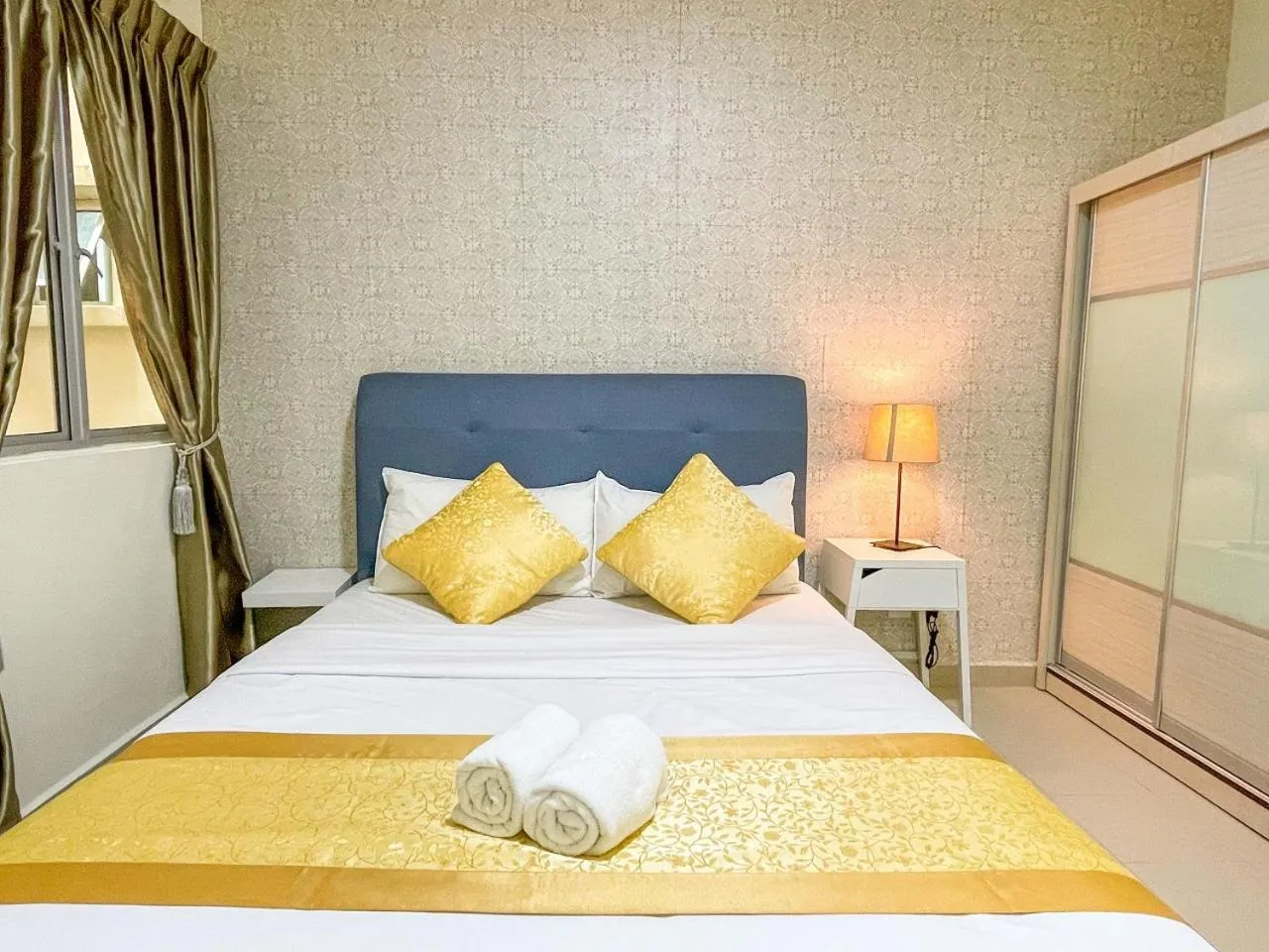 Bed in Tiara Desaru Seaview Residence