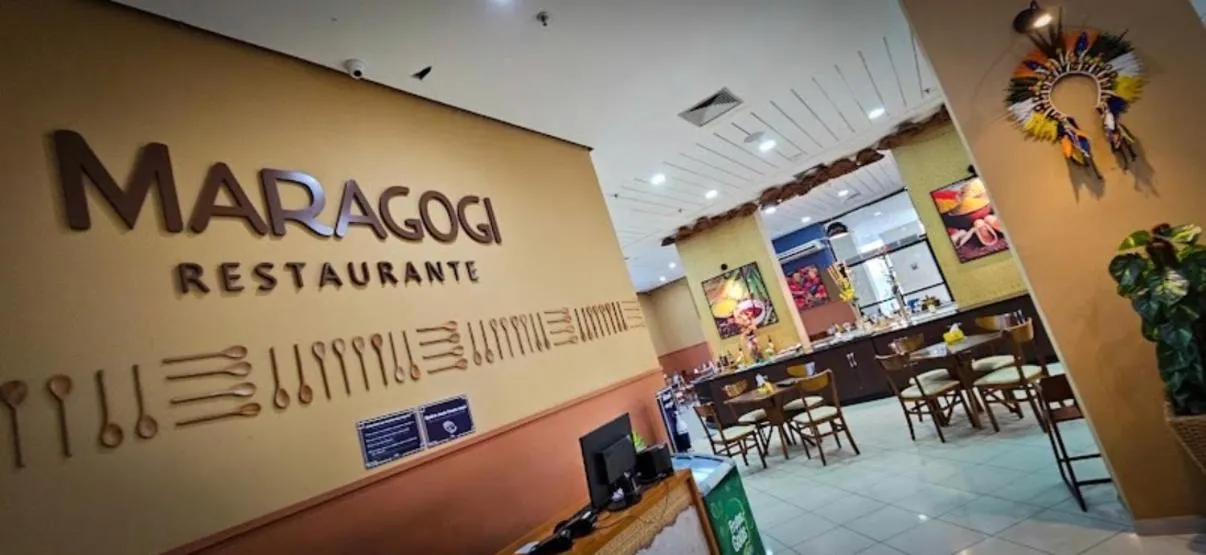 Restaurant/places to eat in Tropical Executive Hotel