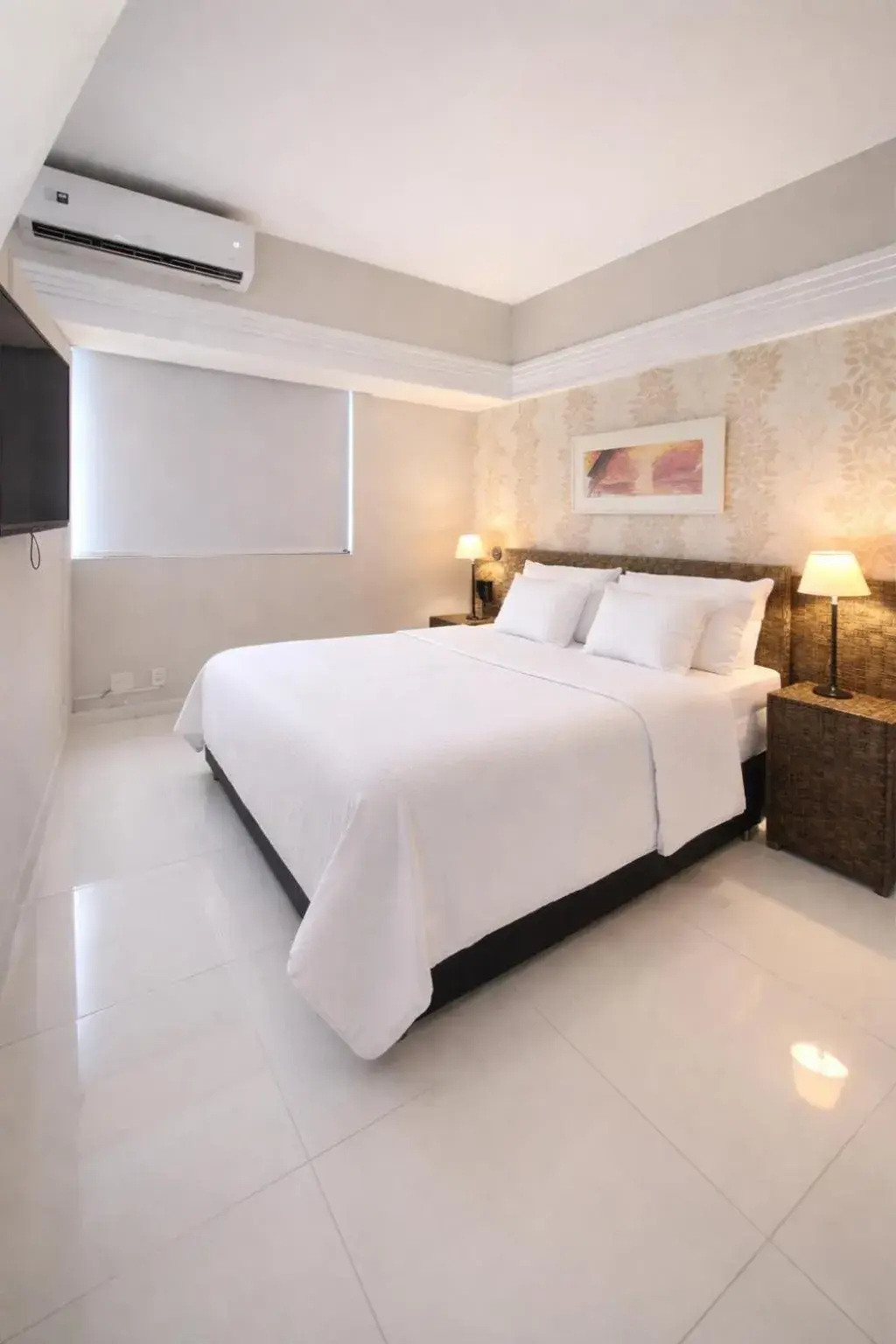Double Room with Private Bathroom in Tropical Executive Hotel Double Room with Private Bathroom in Tropical Executive Hotel