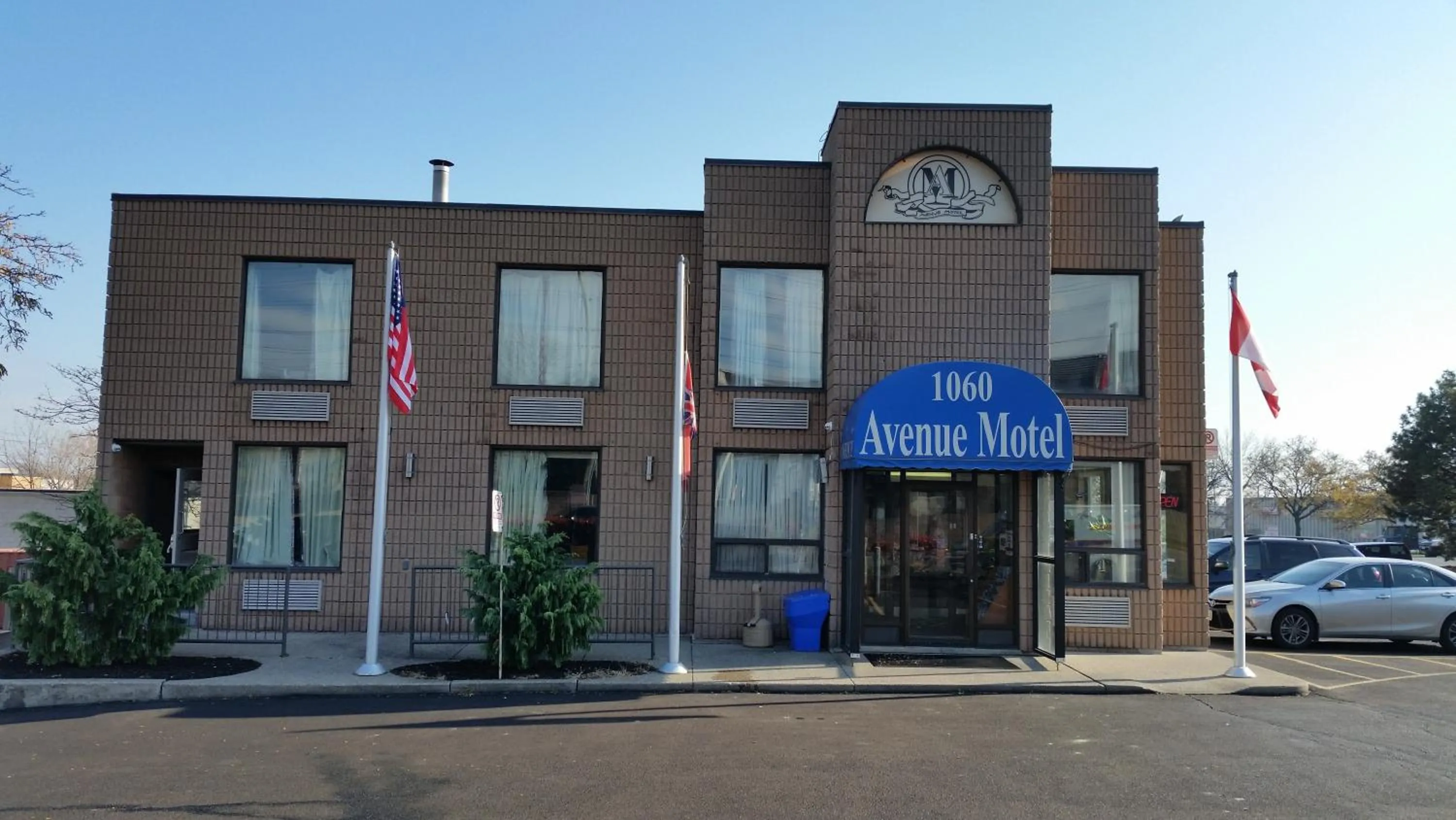 Property building in Avenue Motel