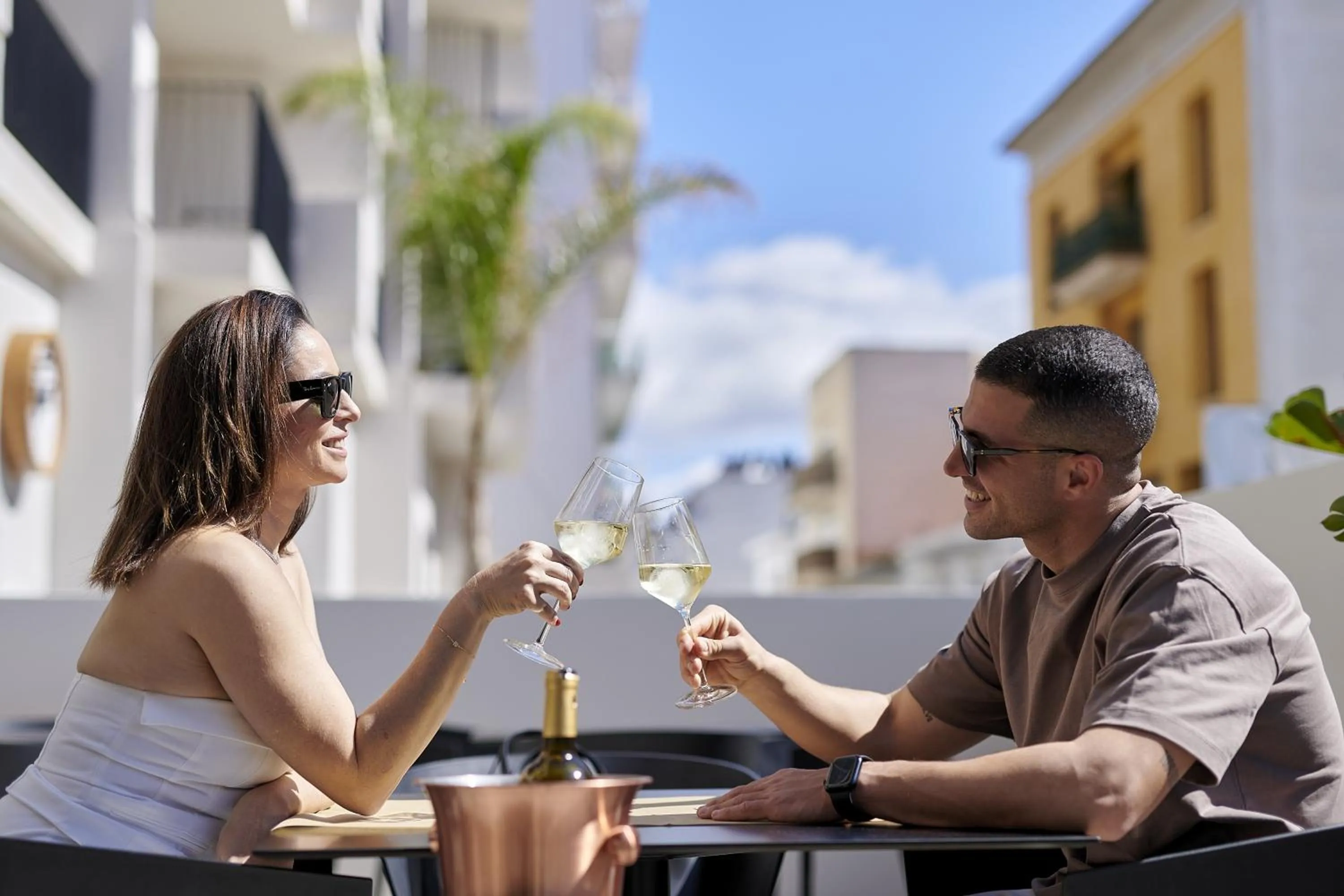 Restaurant/places to eat in Stic Urban Hotel & SPA