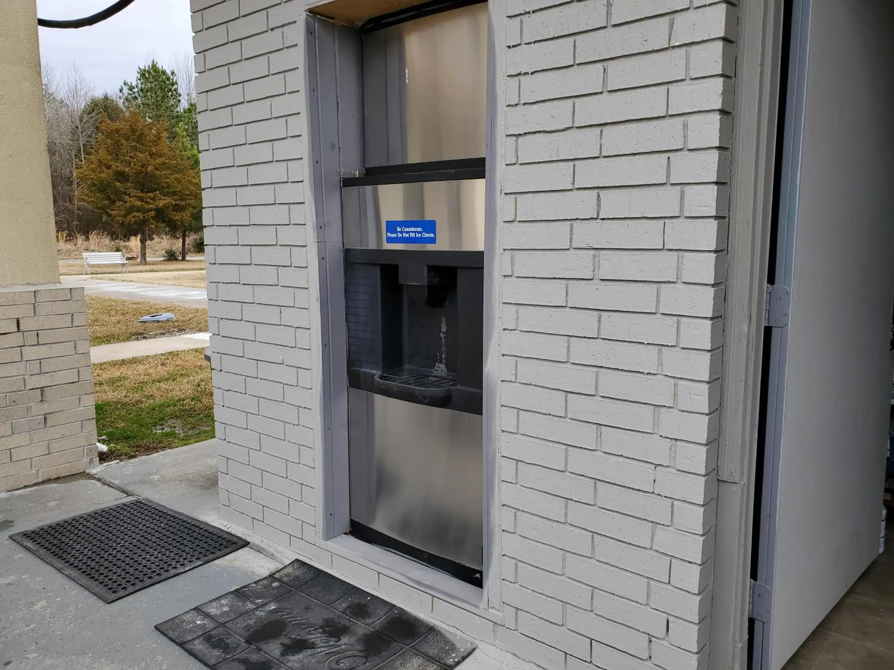 Property building in Travel Inn Property building in Travel Inn