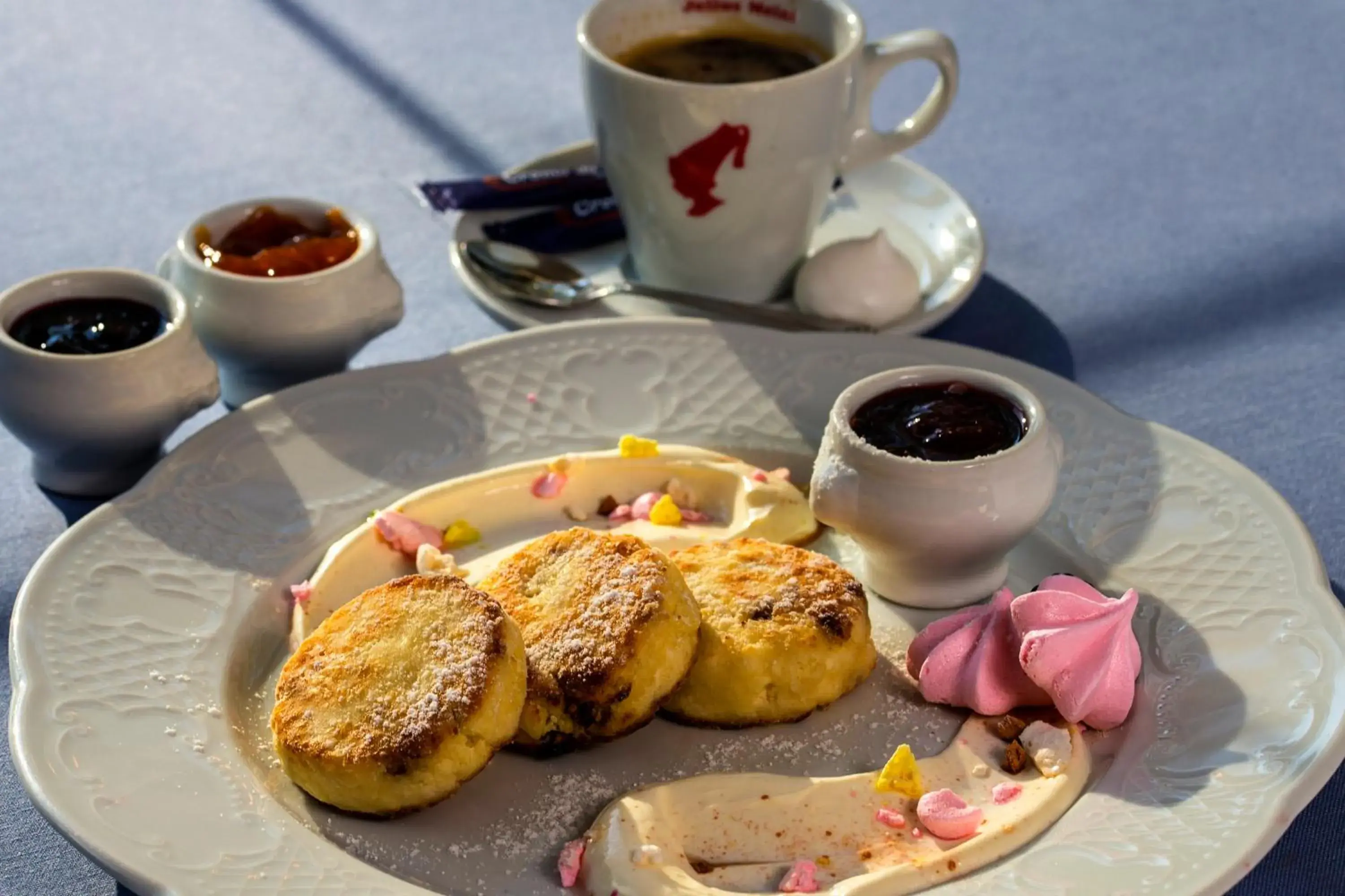 Food and drinks in City Park Hotel Food and drinks in City Park Hotel