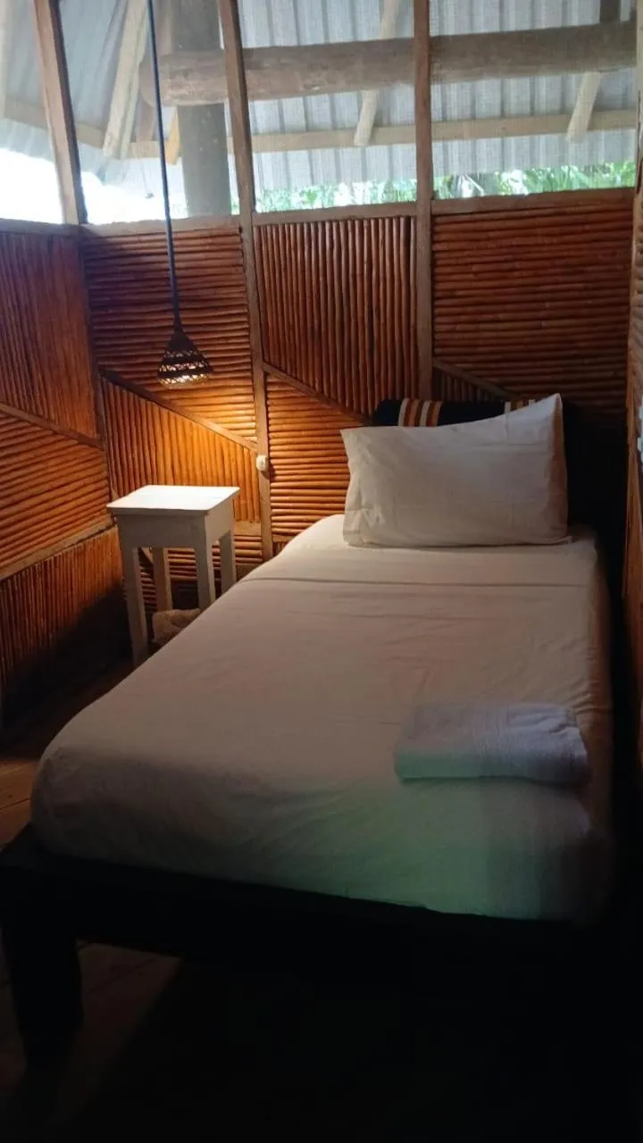 Property building, Bed in Tortugal Boutique River Lodge