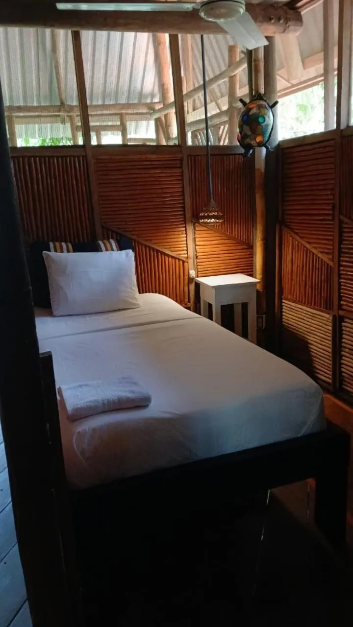 Property building, Bed in Tortugal Boutique River Lodge