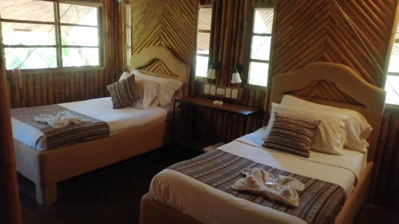 Property building, Bed in Tortugal Boutique River Lodge