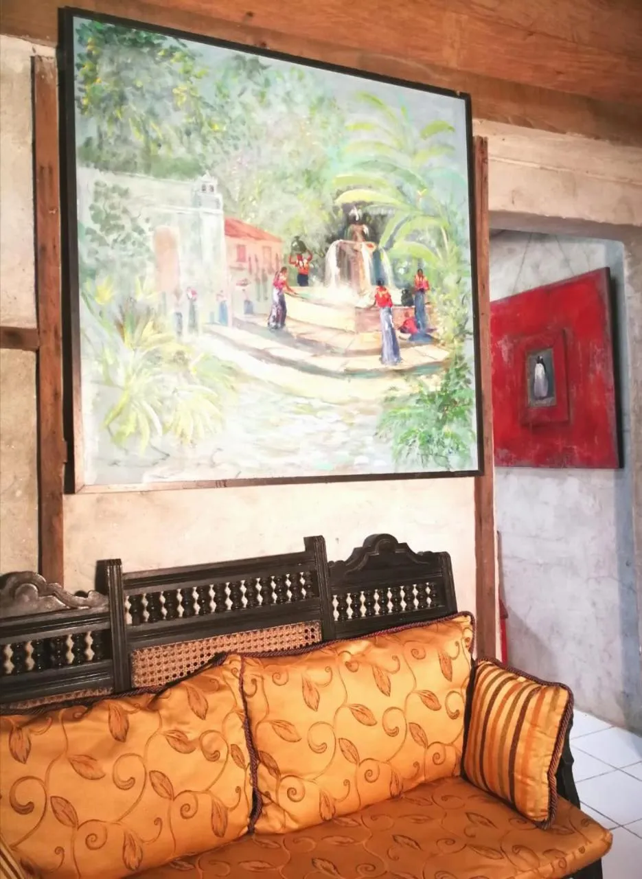 Living room in Tortugal Boutique River Lodge