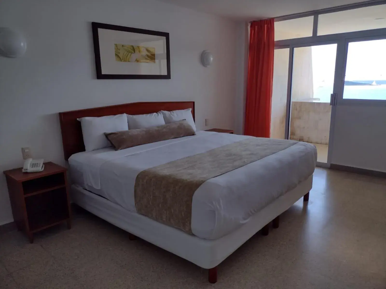 King Room with Sea View in Hotel Royalty King Room with Sea View in Hotel Royalty