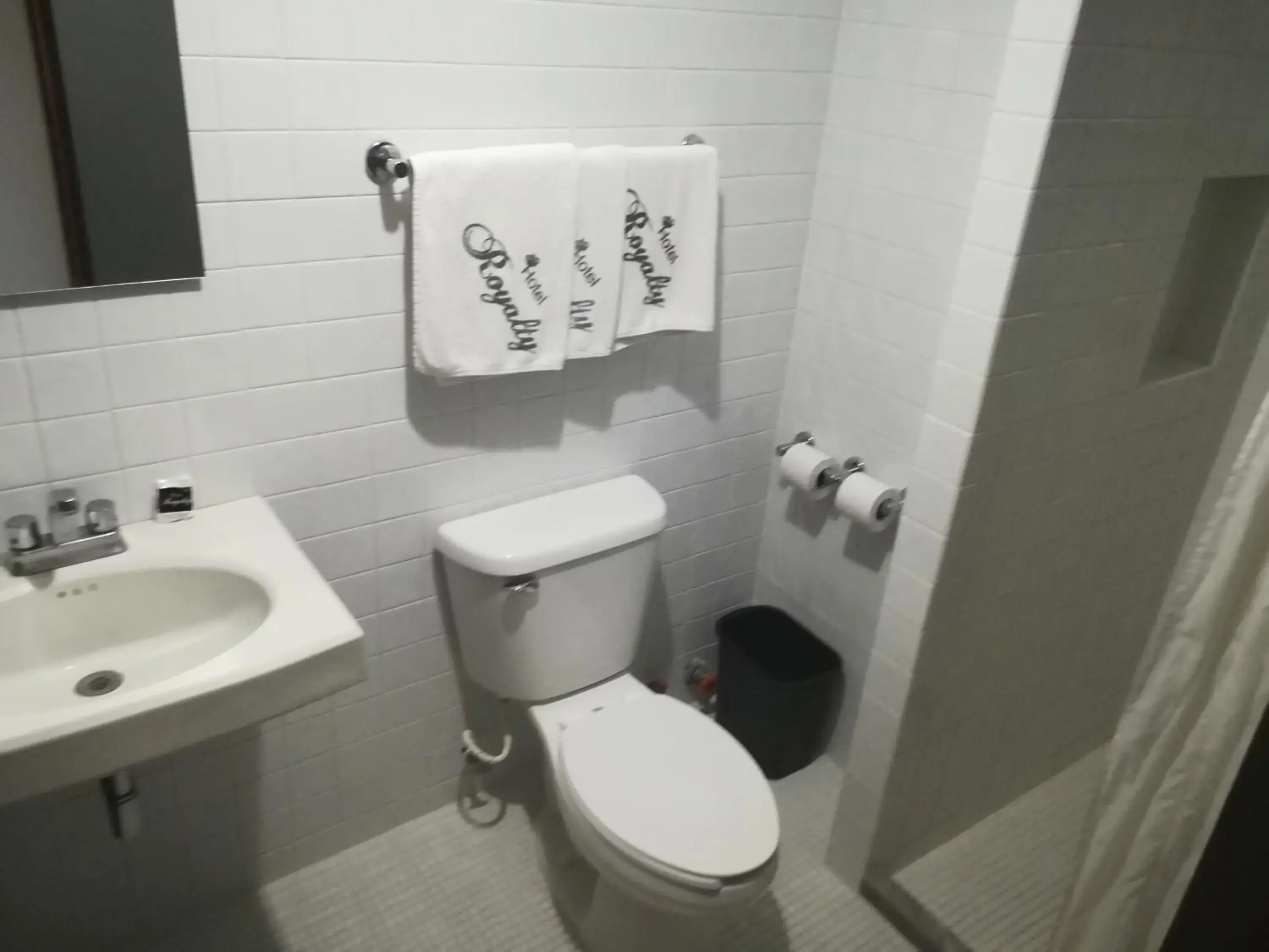 Queen Room with Pool View in Hotel Royalty Queen Room with Pool View in Hotel Royalty