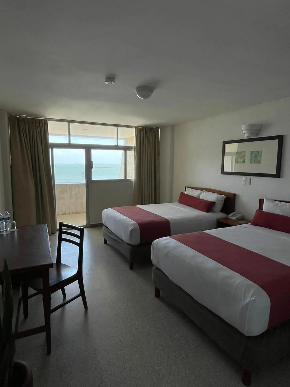 Photo of the whole room, Bed in Hotel Royalty