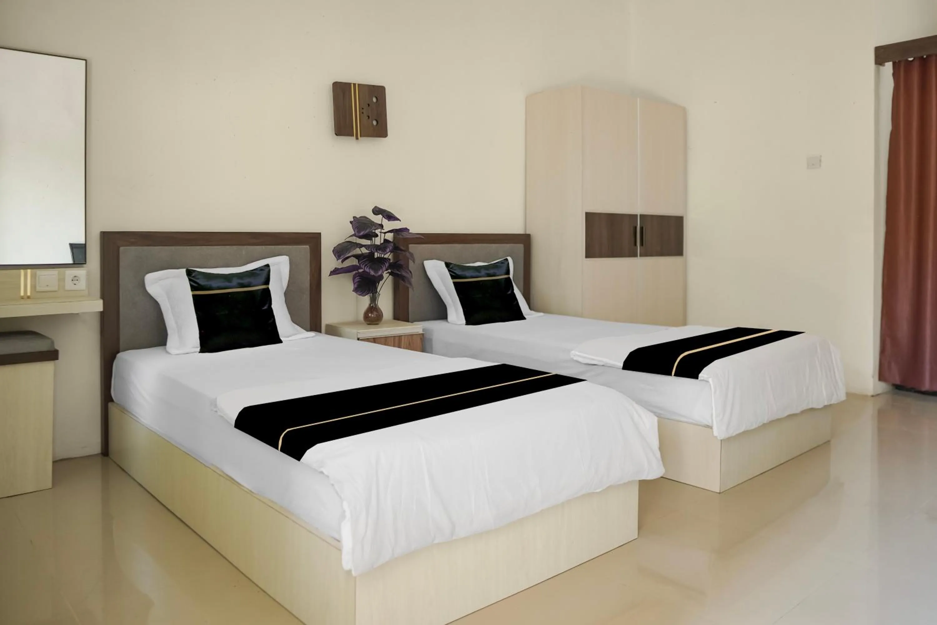 Hotel O Roda Inn