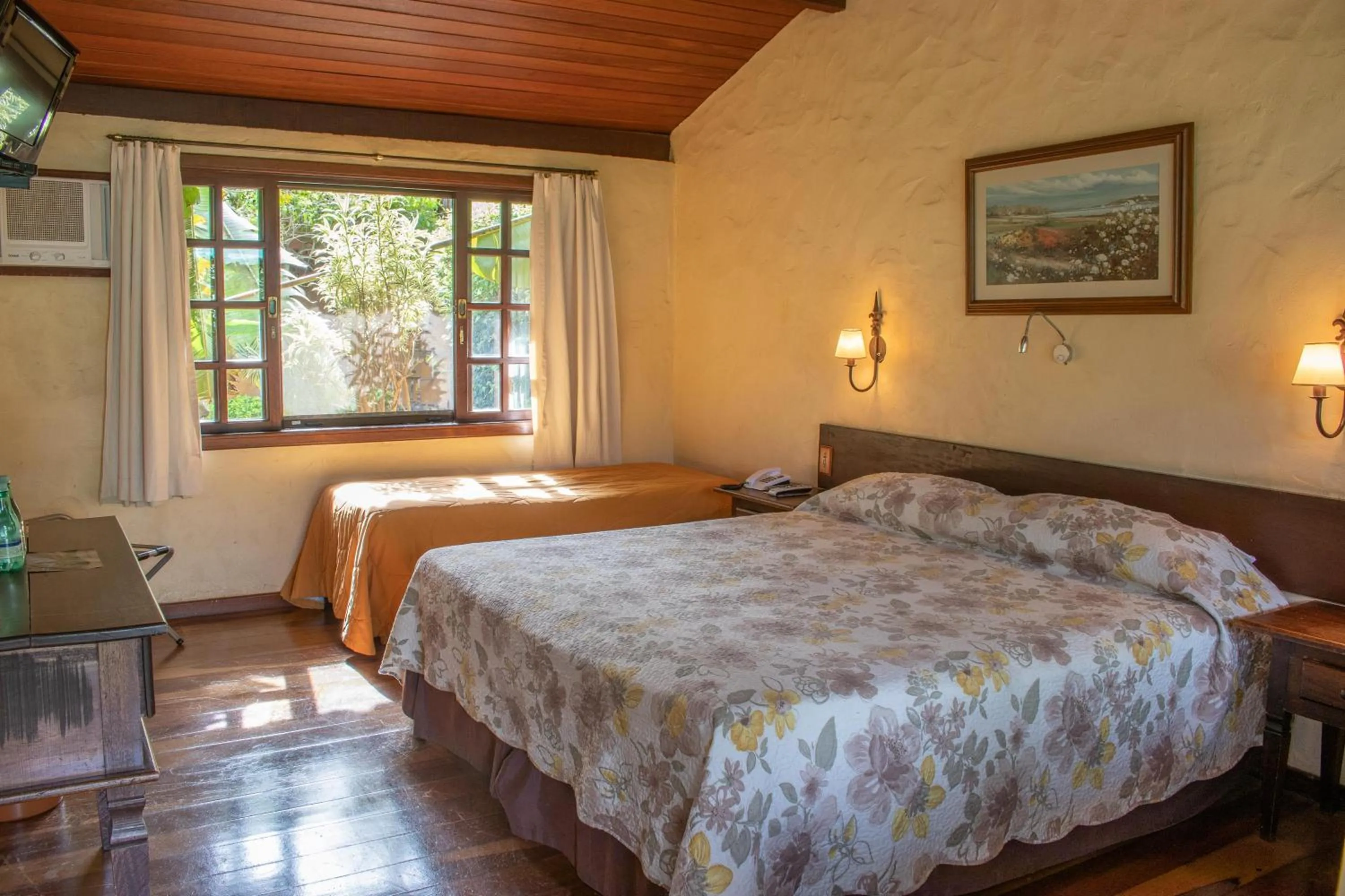 Bed in Bomtempo Itaipava Hotel by Castelo Itaipava