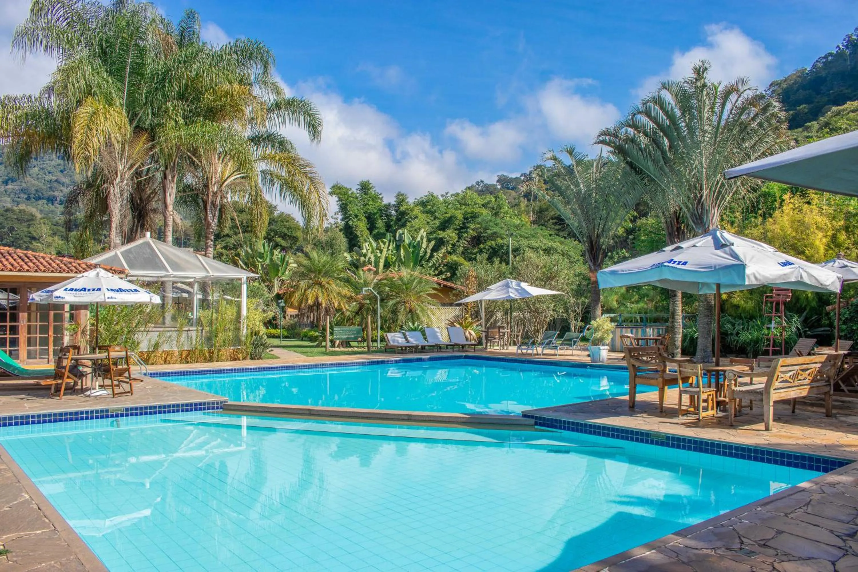 Garden in Bomtempo Itaipava Hotel by Castelo Itaipava