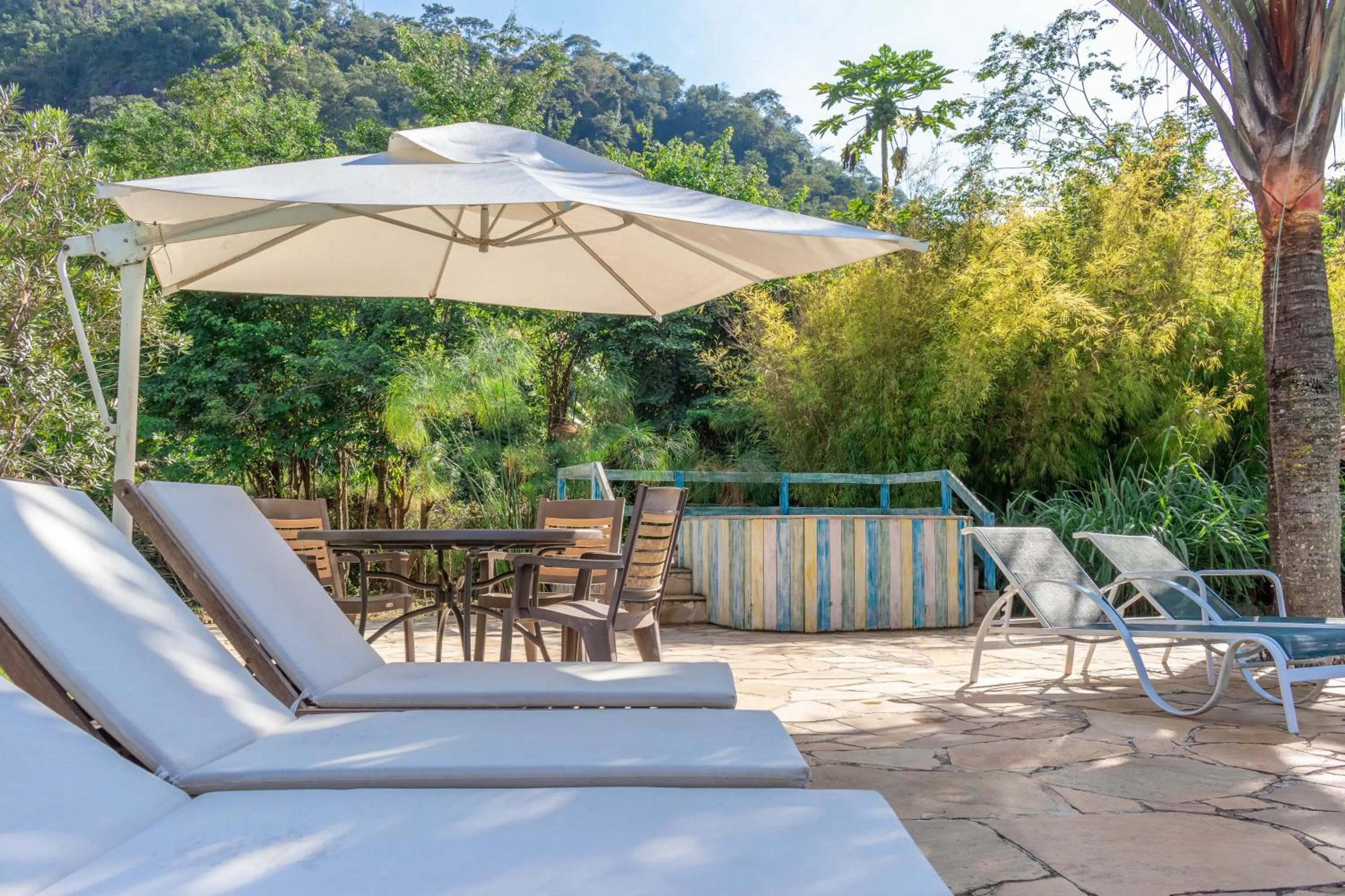 Hot Tub in Bomtempo Itaipava Hotel by Castelo Itaipava