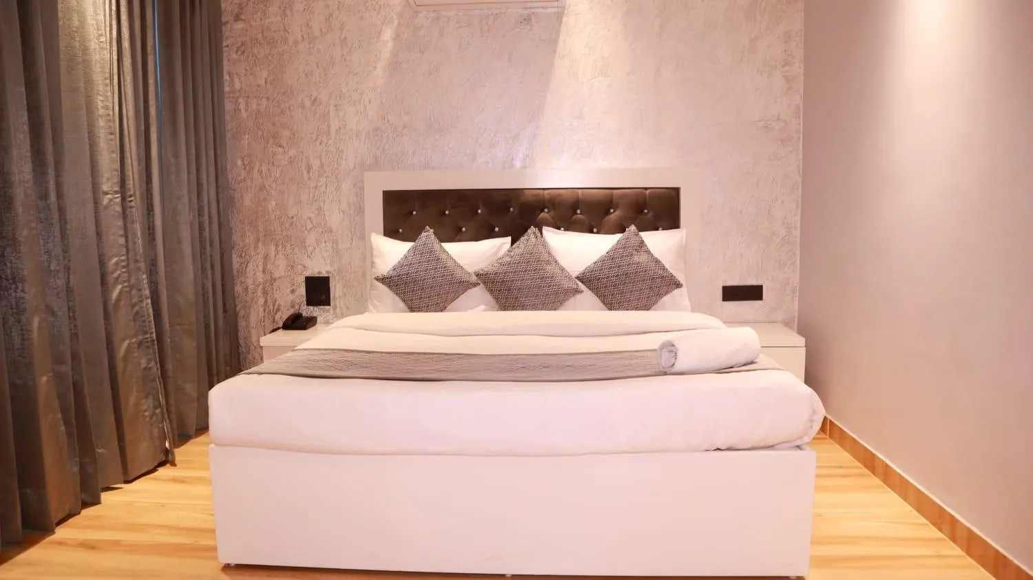 Bedroom, Bed in VS Residency