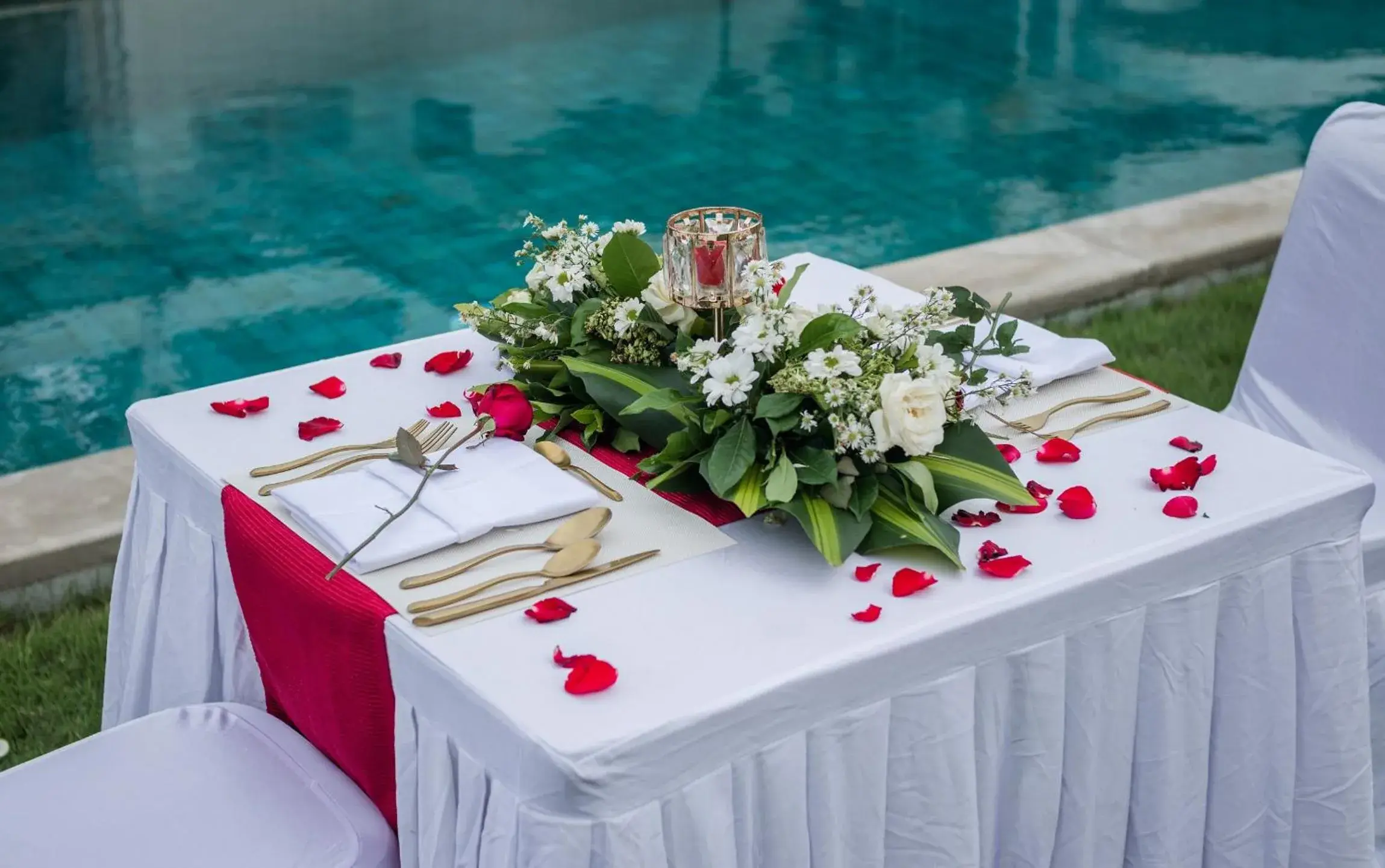 Swimming pool in Khayangan Kemenuh Villas by Premier Hospitality Asia Swimming pool in Khayangan Kemenuh Villas by Premier Hospitality Asia