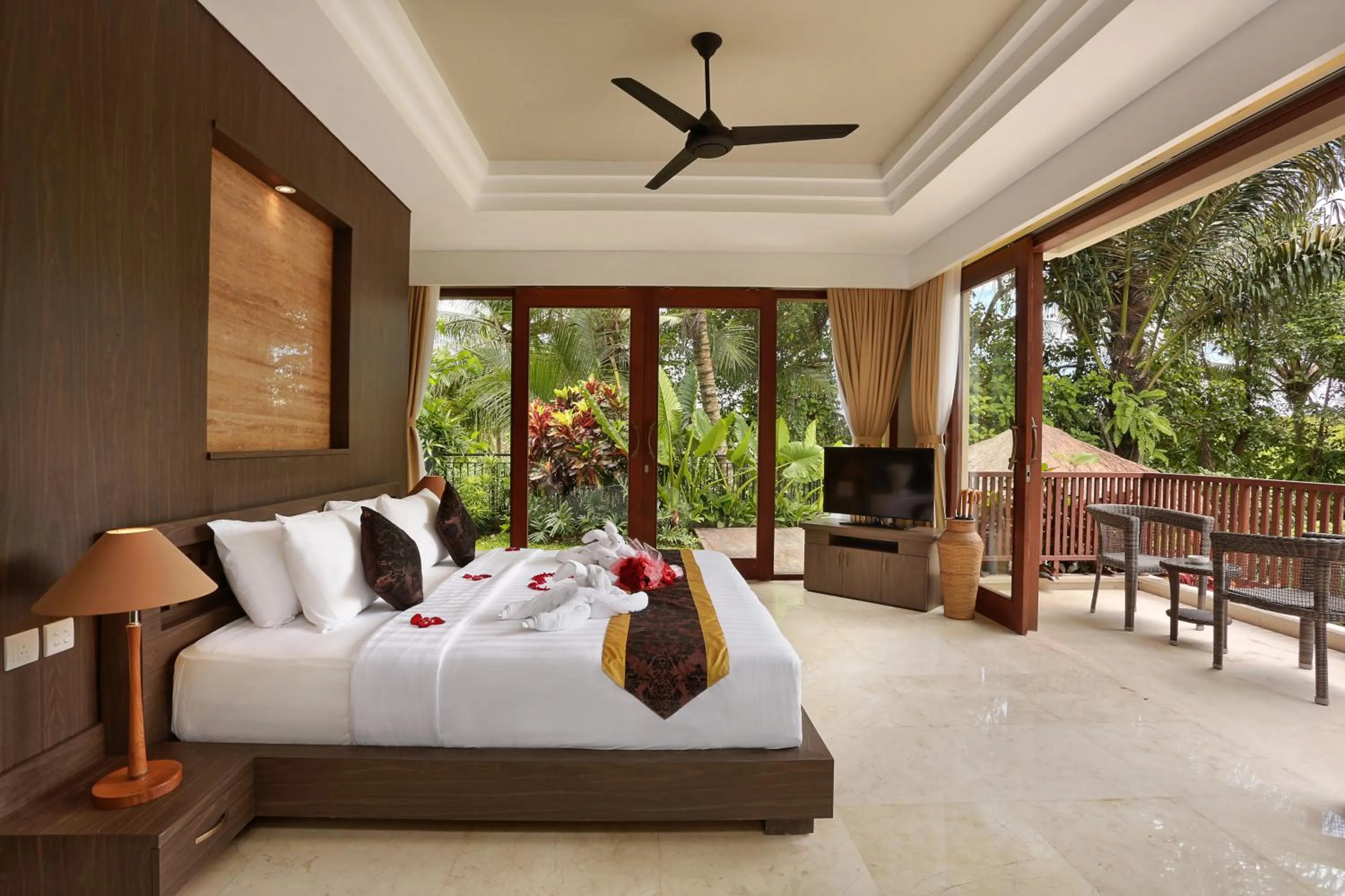 Bed in Khayangan Kemenuh Villas by Premier Hospitality Asia