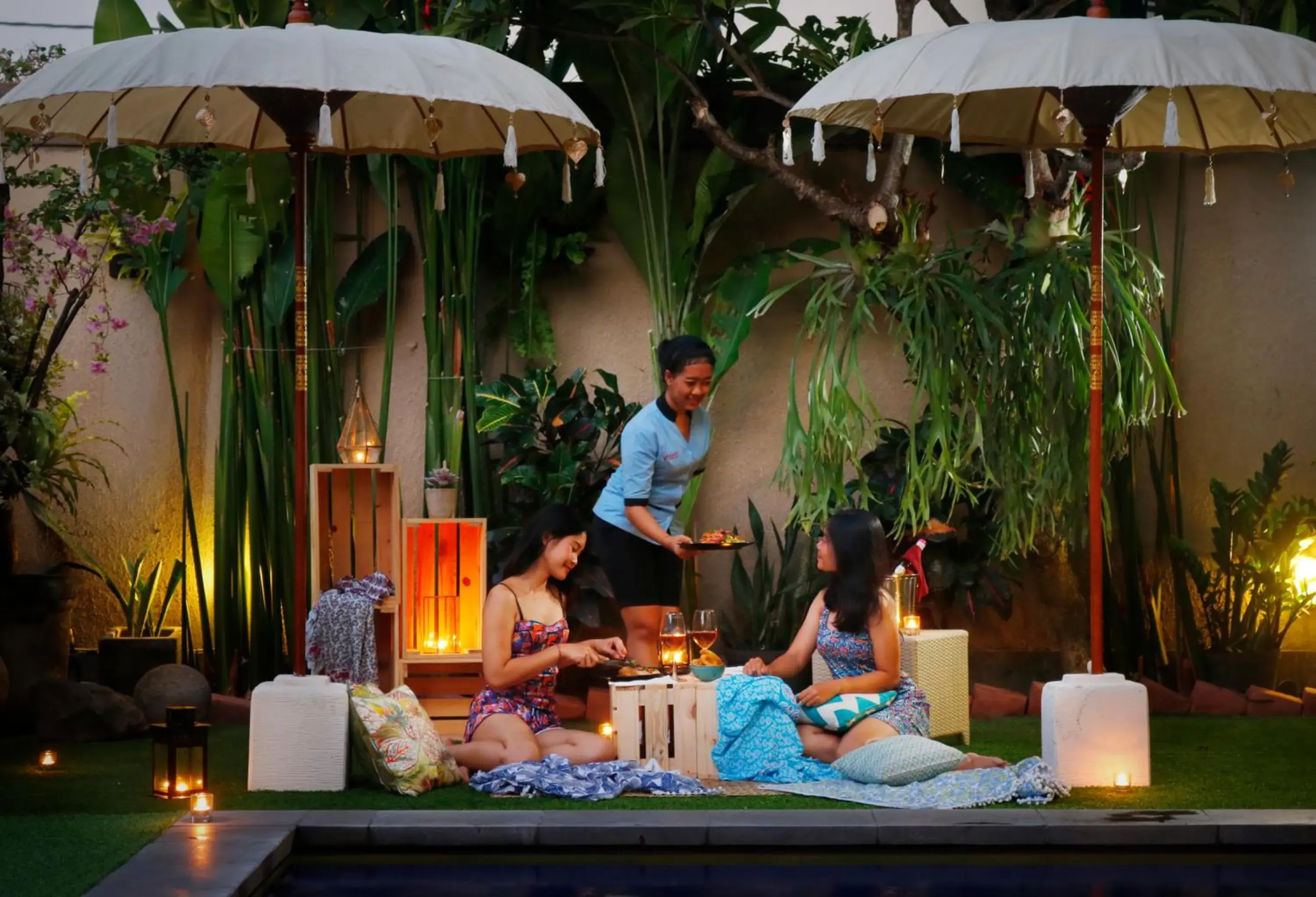 Food and drinks in Vansari Hotel Food and drinks in Vansari Hotel