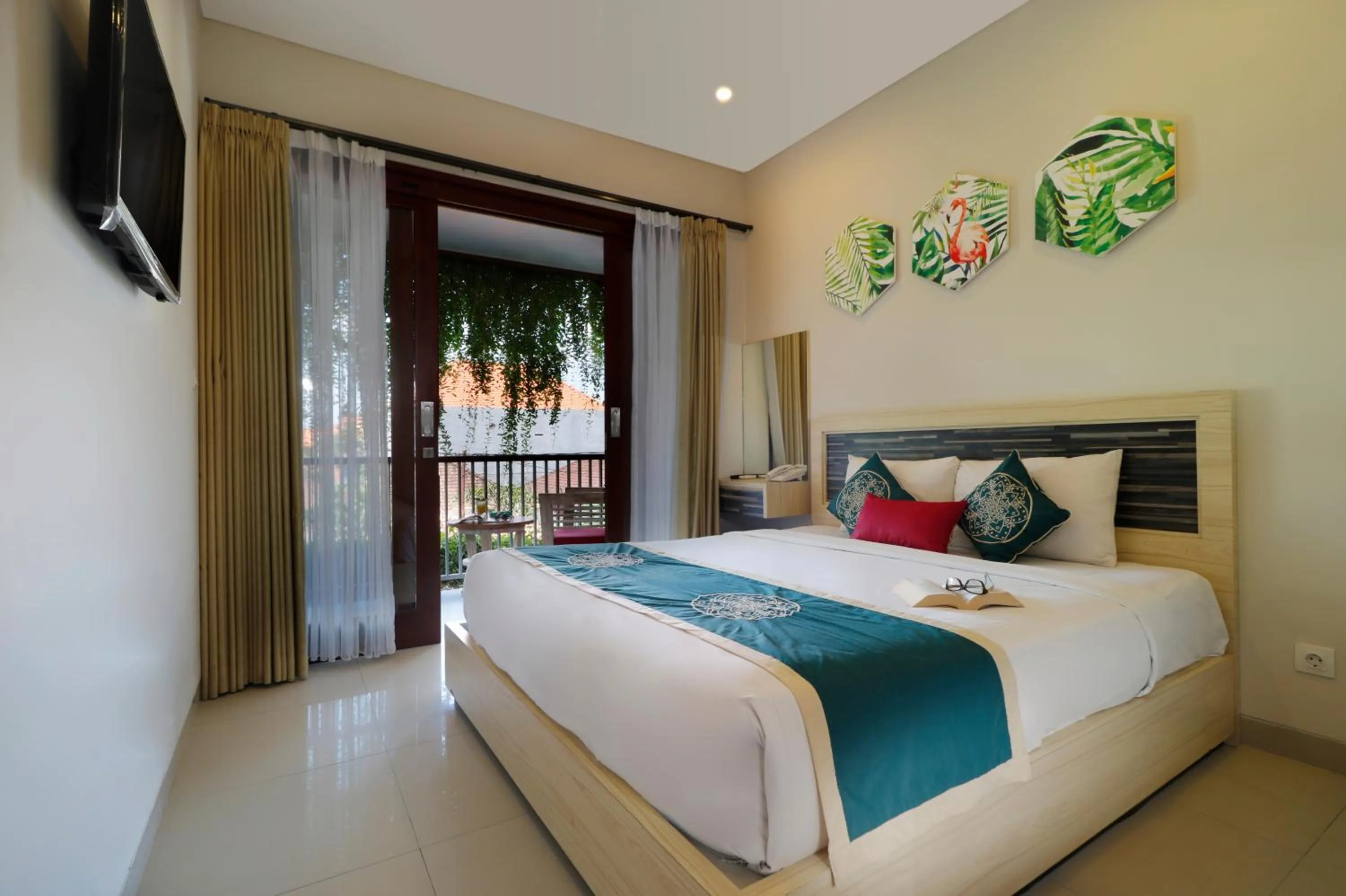 Bed in Vansari Hotel