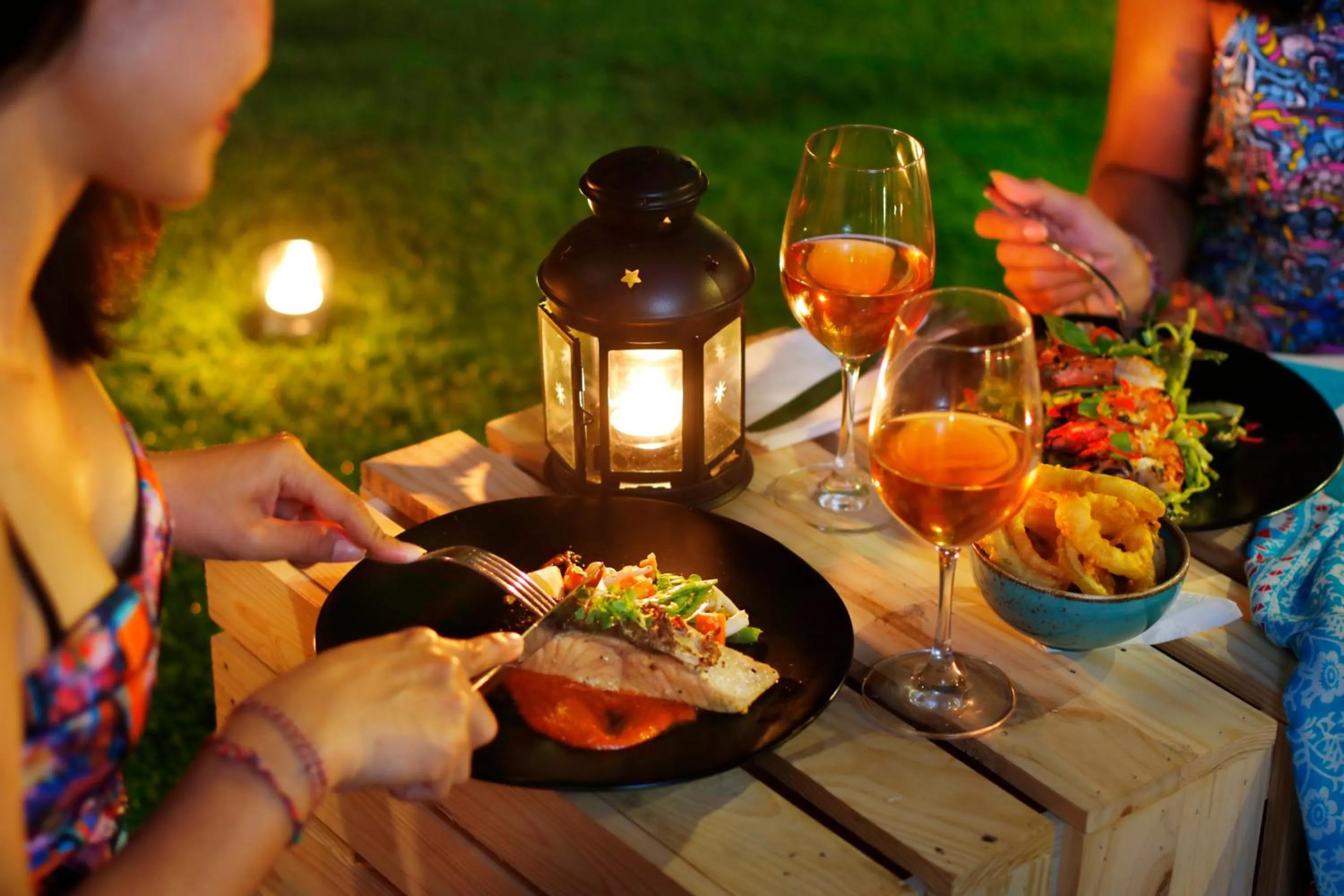 Garden in Vansari Hotel