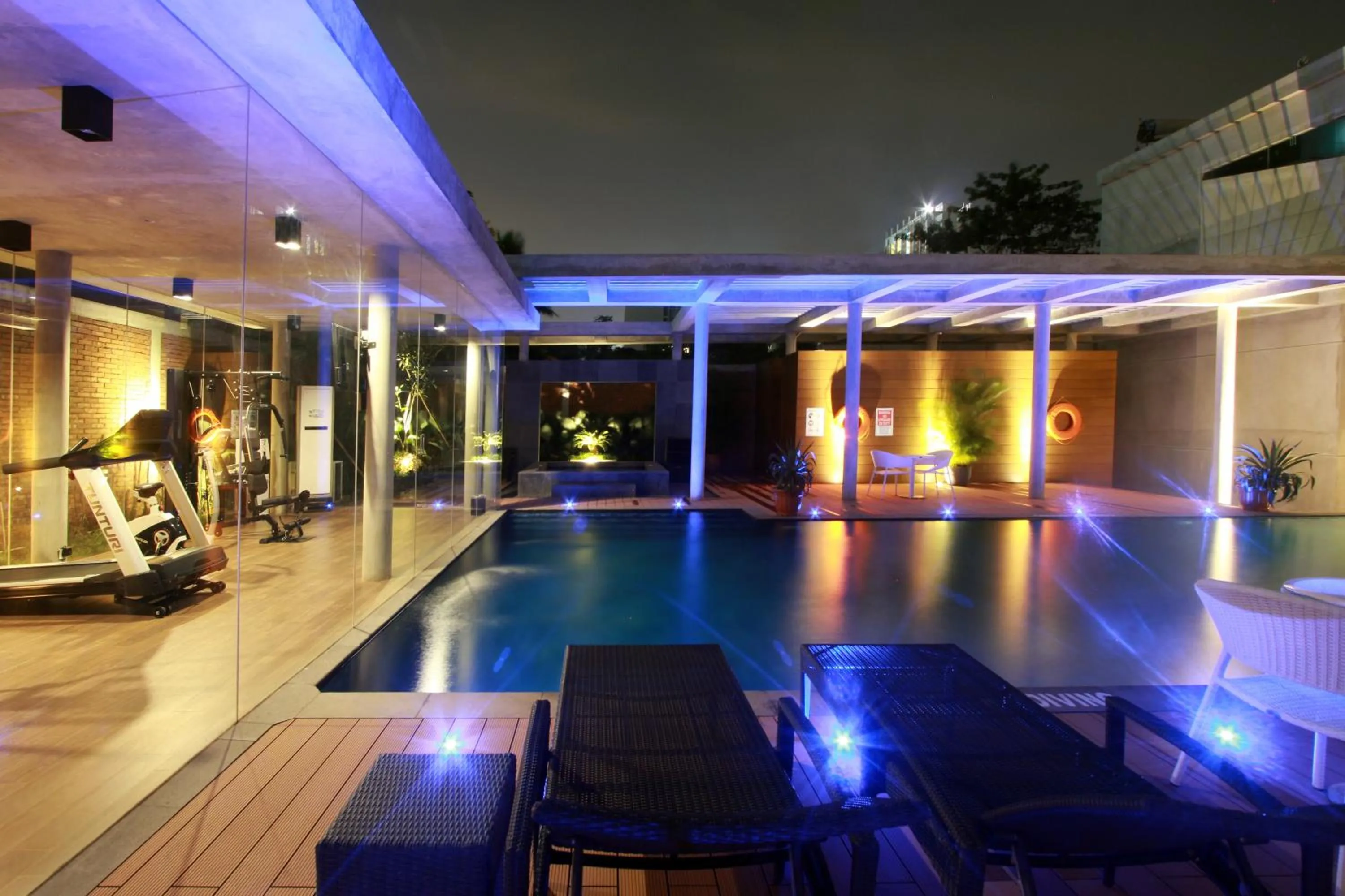 Swimming pool in Ra Premiere Simatupang