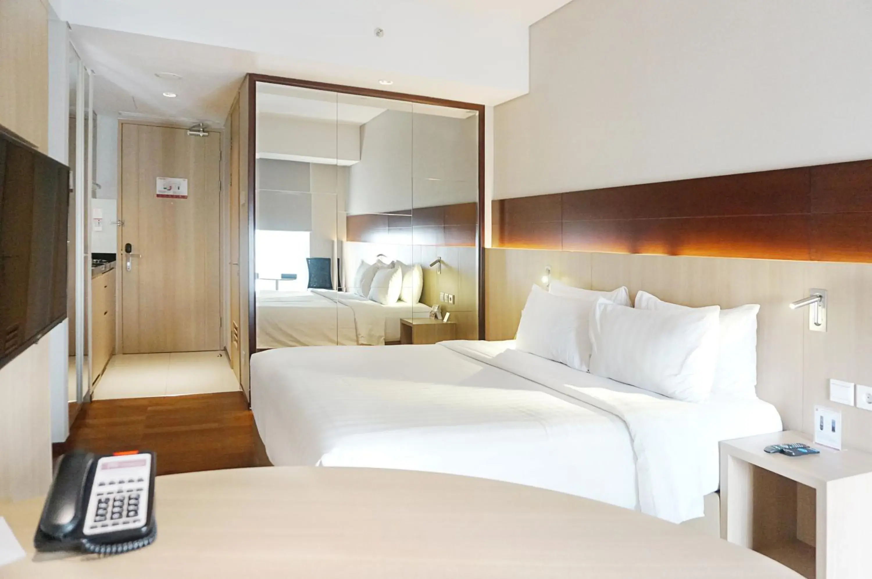 Bed in Ra Premiere Simatupang Bed in Ra Premiere Simatupang