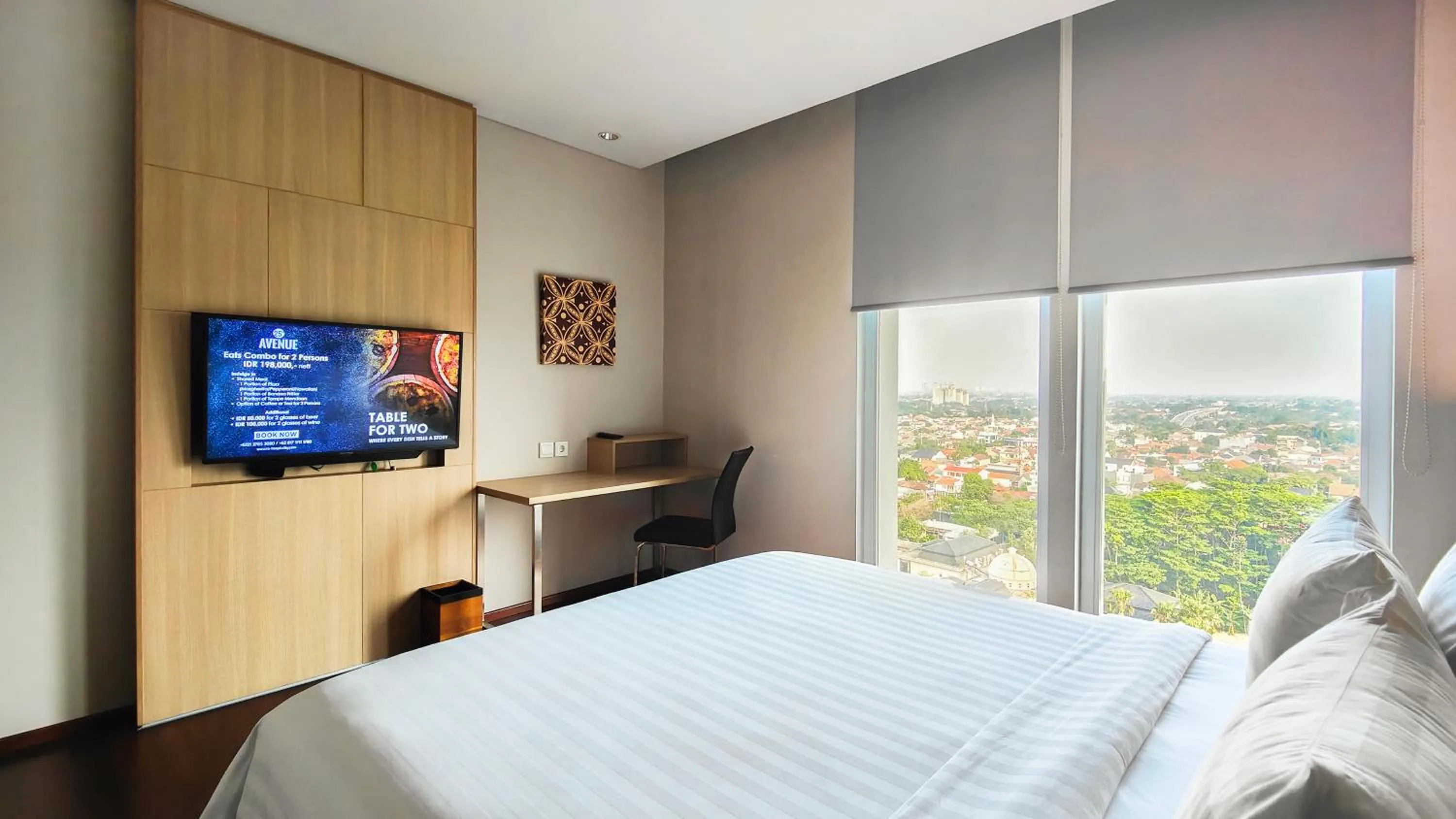 Bedroom, Bed in Ra Premiere Simatupang