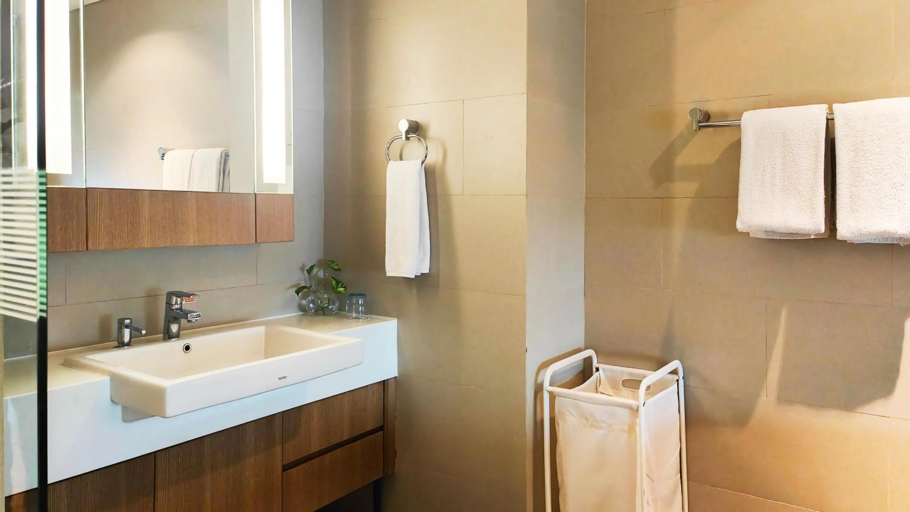 Bathroom in Ra Premiere Simatupang