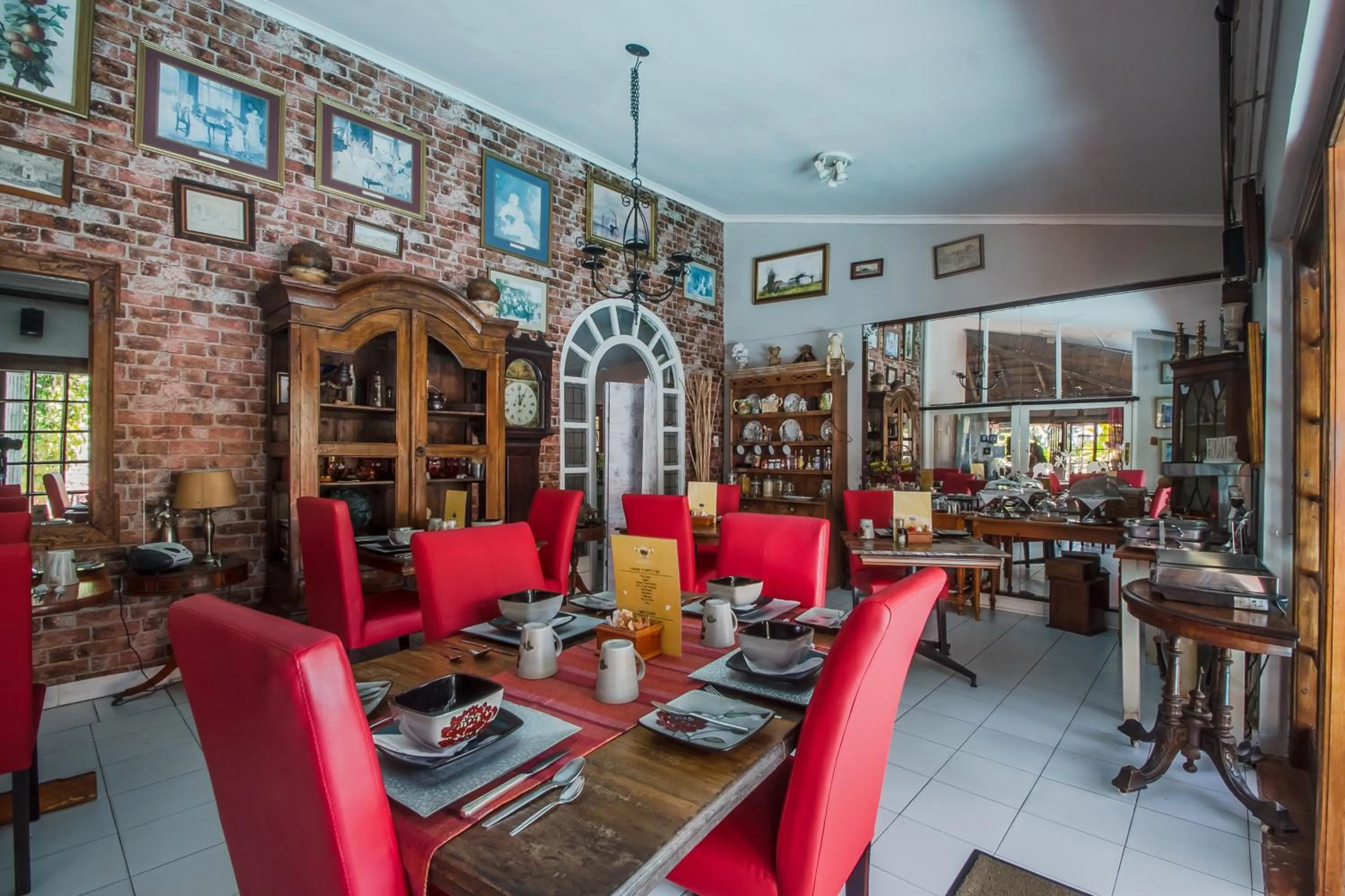 Breakfast in HoneyPot Guest house