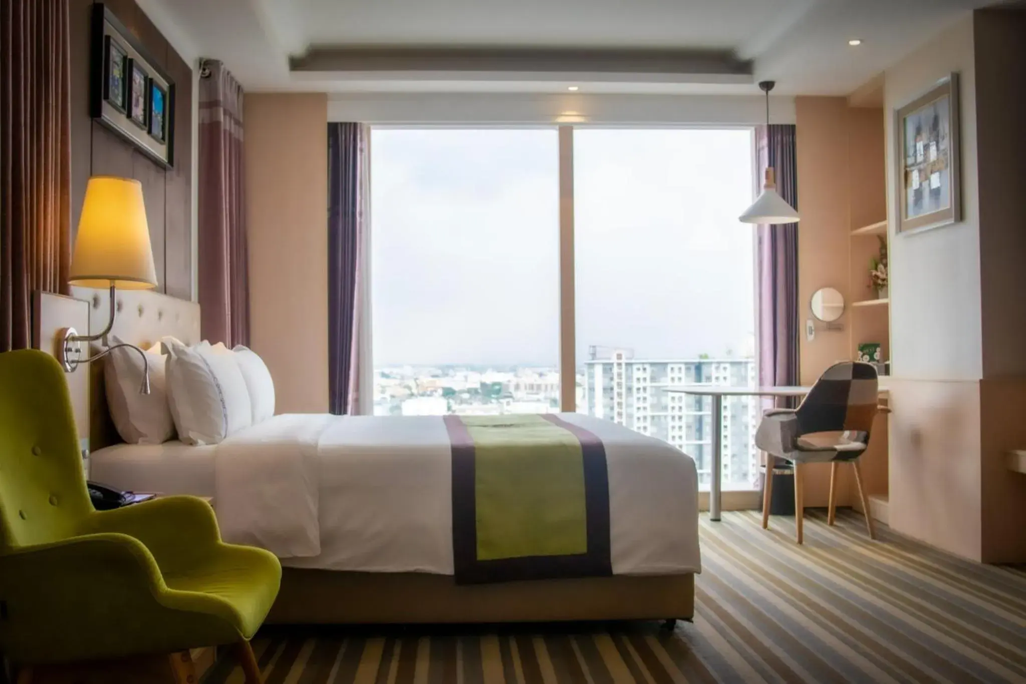 Deluxe King Room in The Bazaar Hotel Bangkok Deluxe King Room in The Bazaar Hotel Bangkok