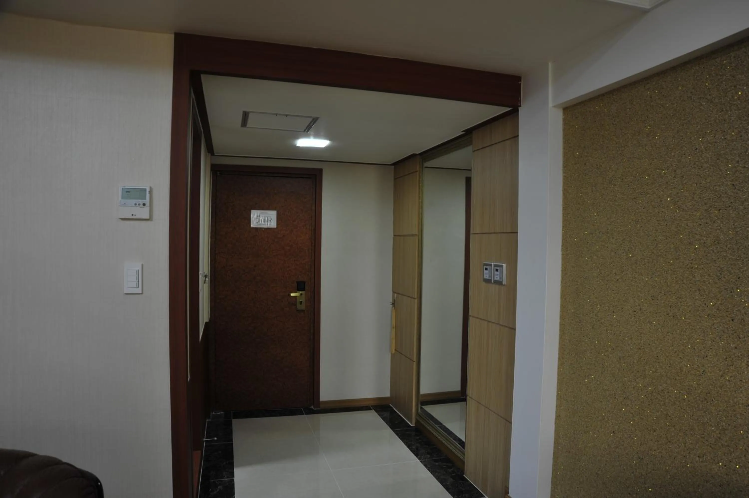 Decorative detail in Palace Hotel Gwangju