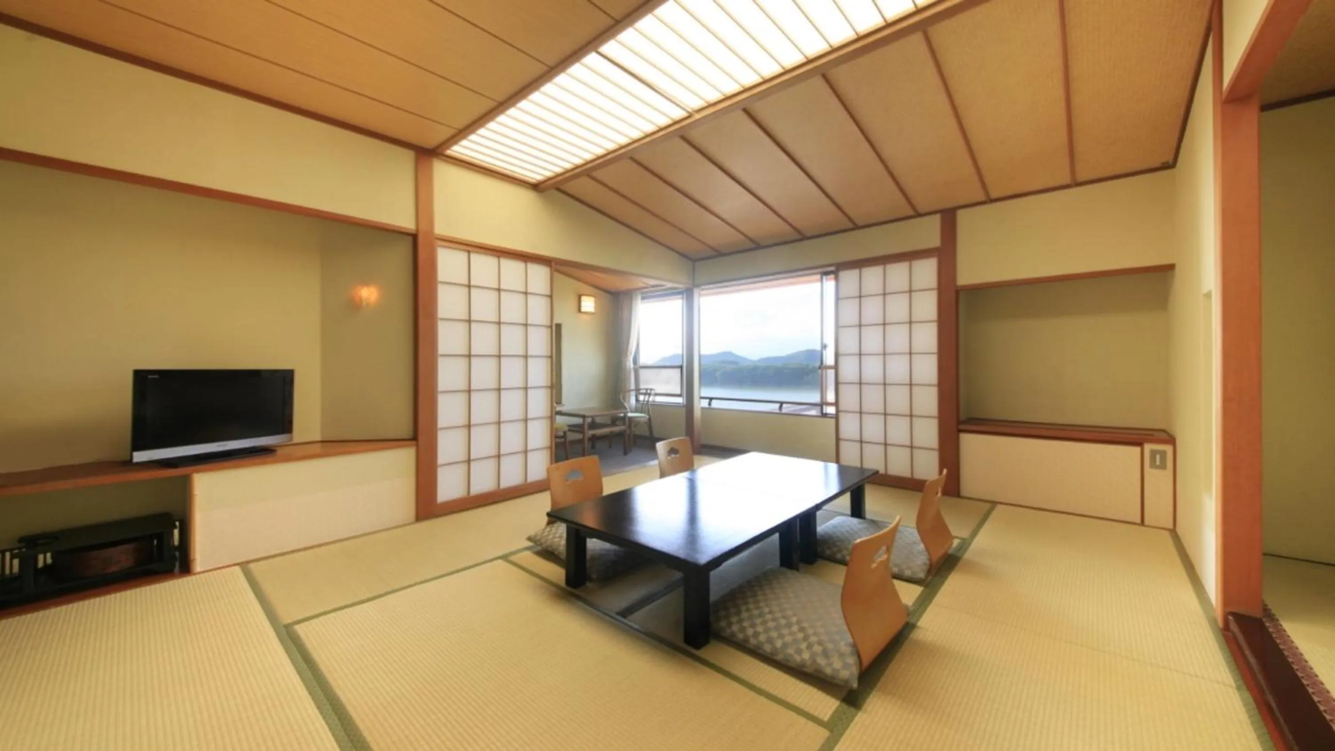 Photo of the whole room in Hotel Taikan