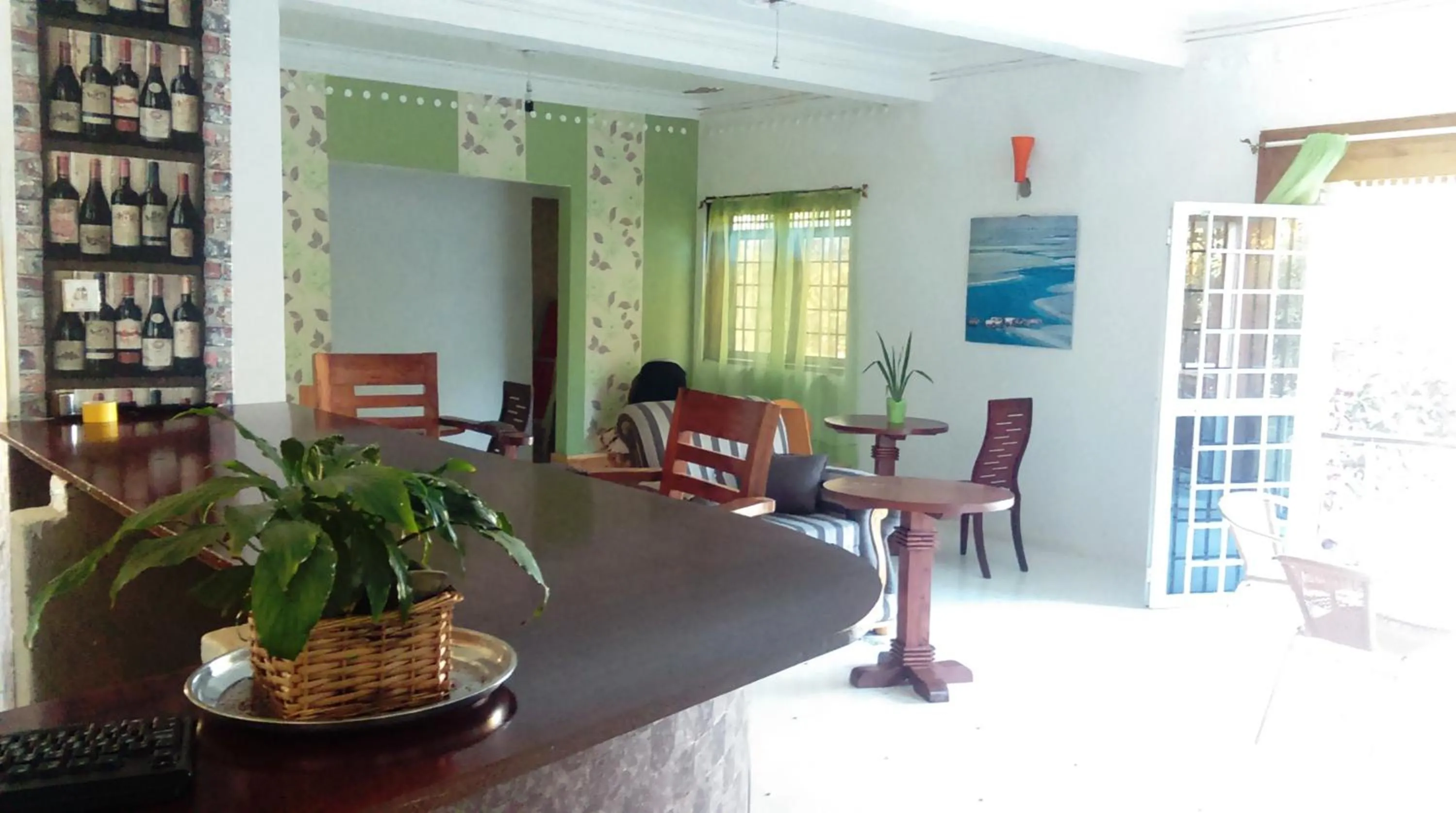 Lounge or bar in Egg Botanical View