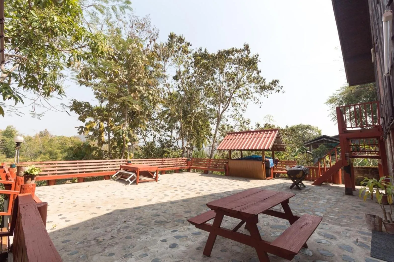 Patio in Mitkhoonyoum Hotel