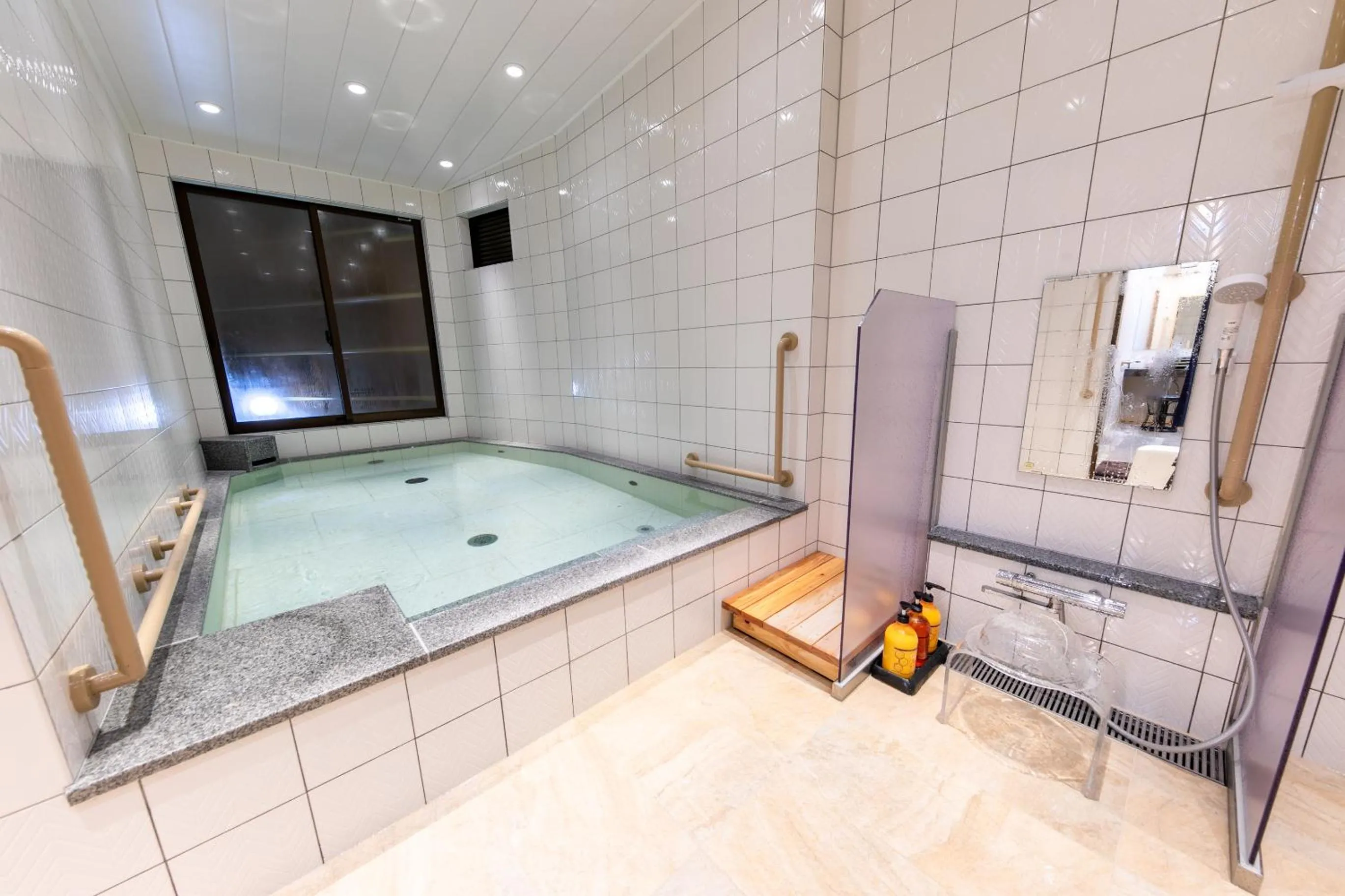 Hot Spring Bath in Atami Onsen Yamaki Ryokan