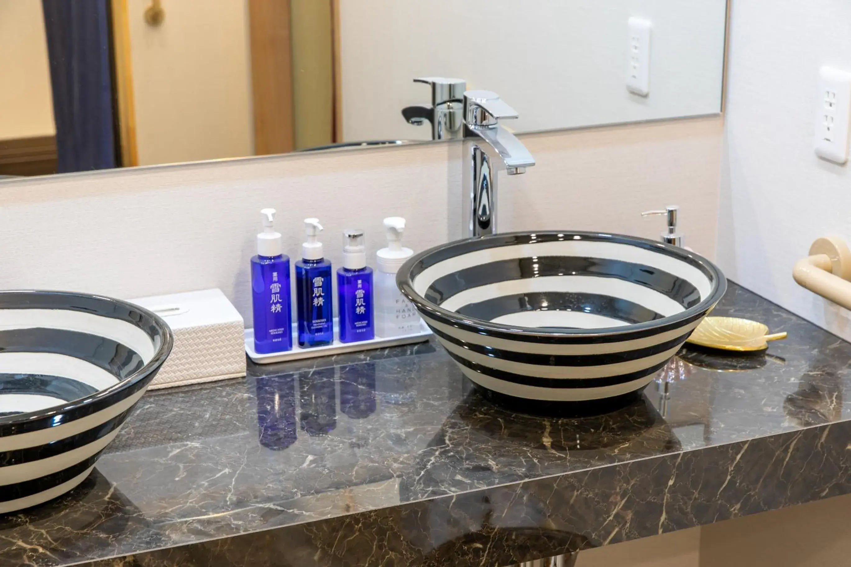 Spa and wellness centre/facilities in Atami Onsen Yamaki Ryokan Spa and wellness centre/facilities in Atami Onsen Yamaki Ryokan