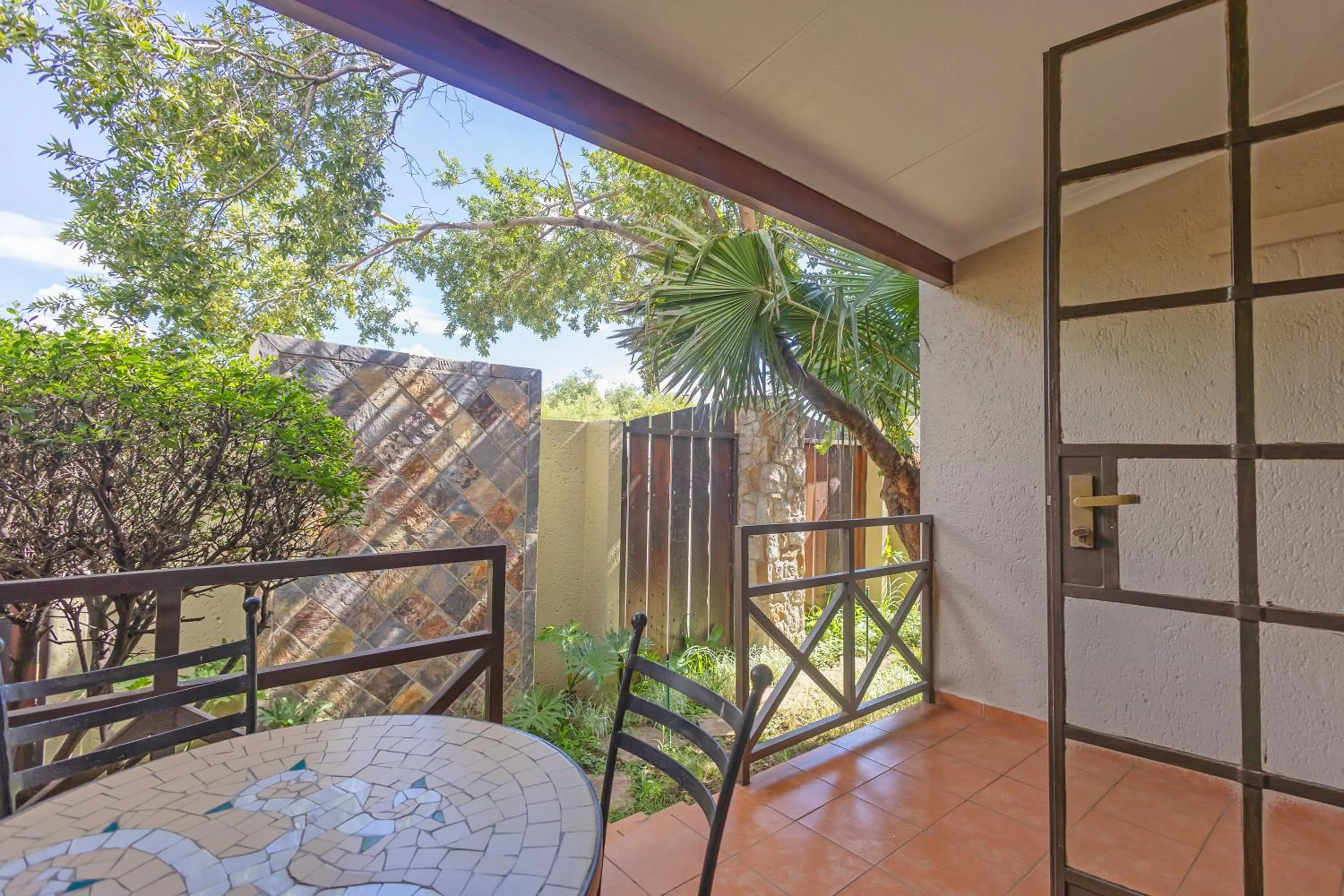 Patio in Afrique Boutique Hotel O.R. Tambo