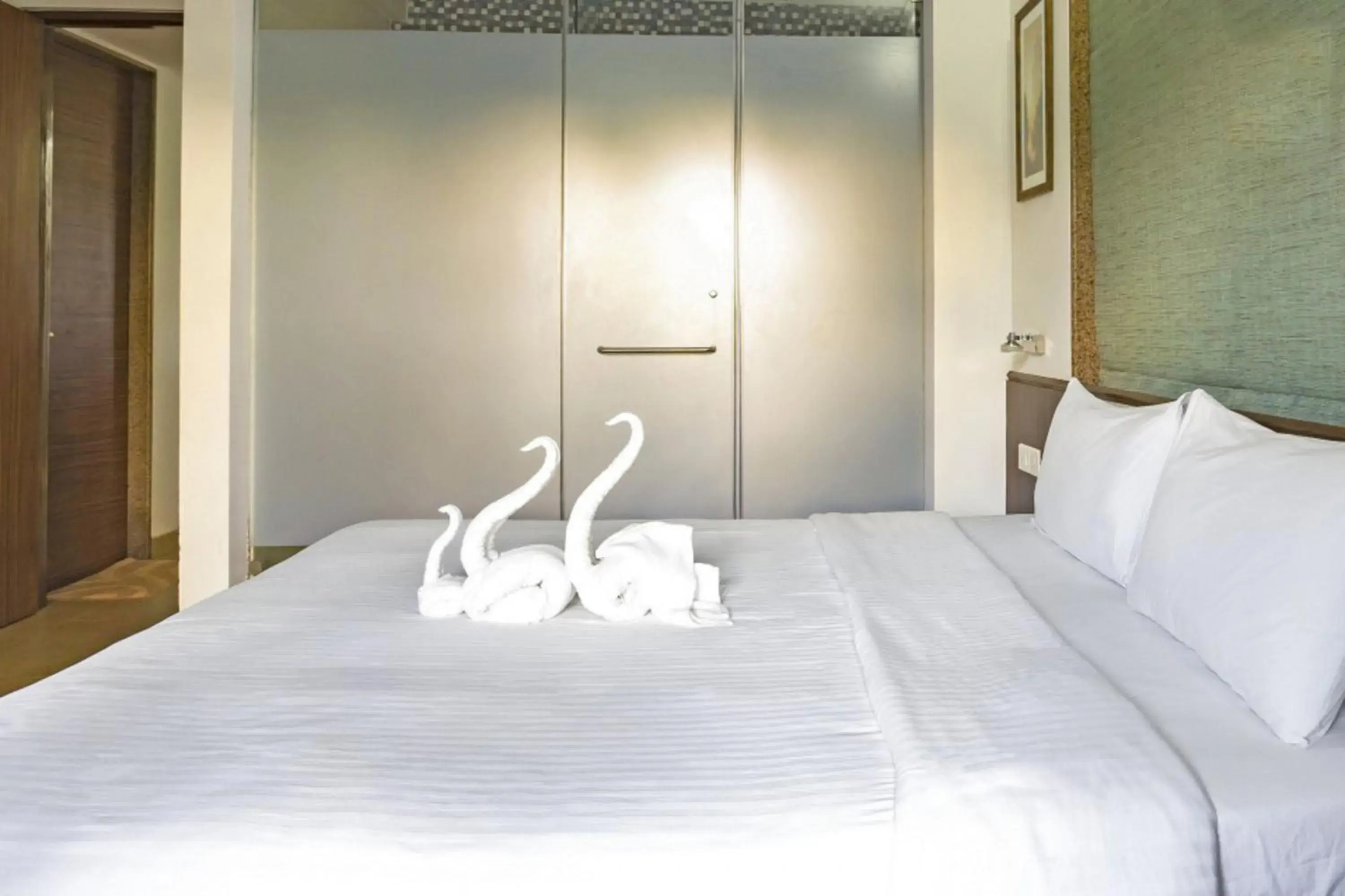 Bedroom, Bed in La Vida Studio Inn Baga- Goa- By Lords Hotels and Resorts Bedroom, Bed in La Vida Studio Inn Baga- Goa- By Lords Hotels and Resorts