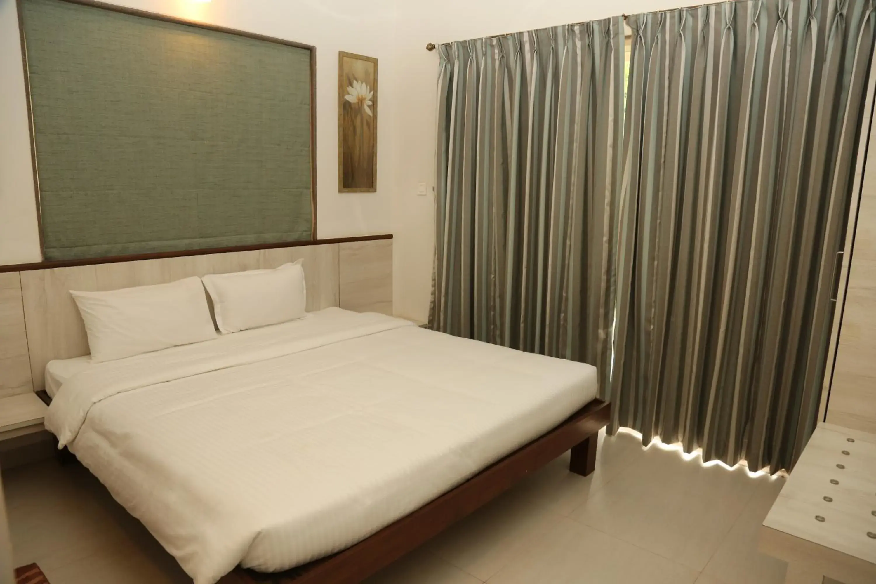 Two-Bedroom Suite in La Vida Studio Inn Baga- Goa- By Lords Hotels and Resorts Two-Bedroom Suite in La Vida Studio Inn Baga- Goa- By Lords Hotels and Resorts